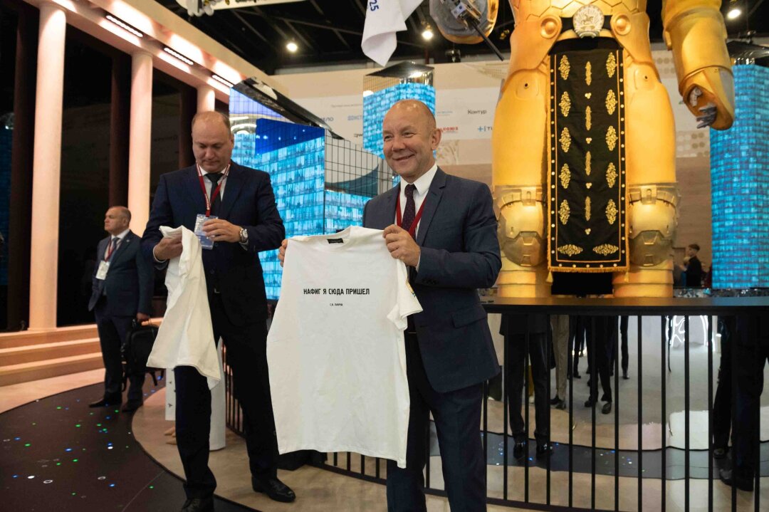 Те самые футболки, об очередях за которыми рассказывали все ведущие СМИ