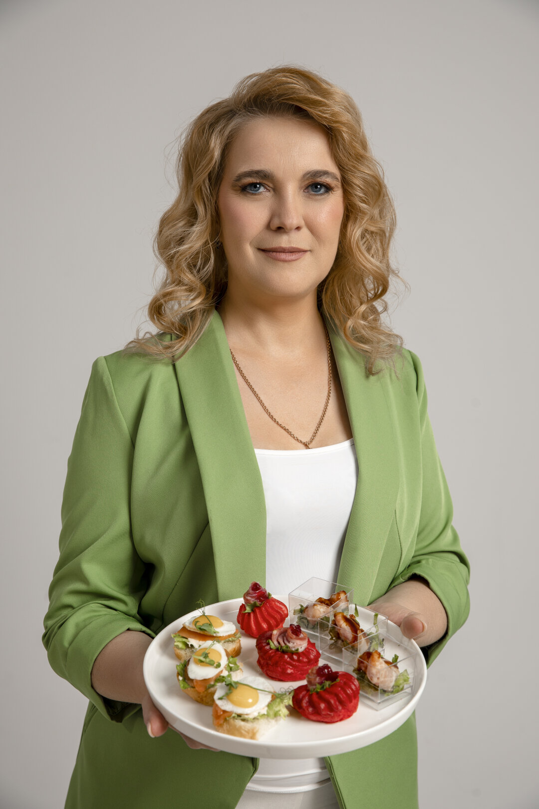 Юлия Вельчинская Основатель кейтеринговой компании «Фуршет NSK»