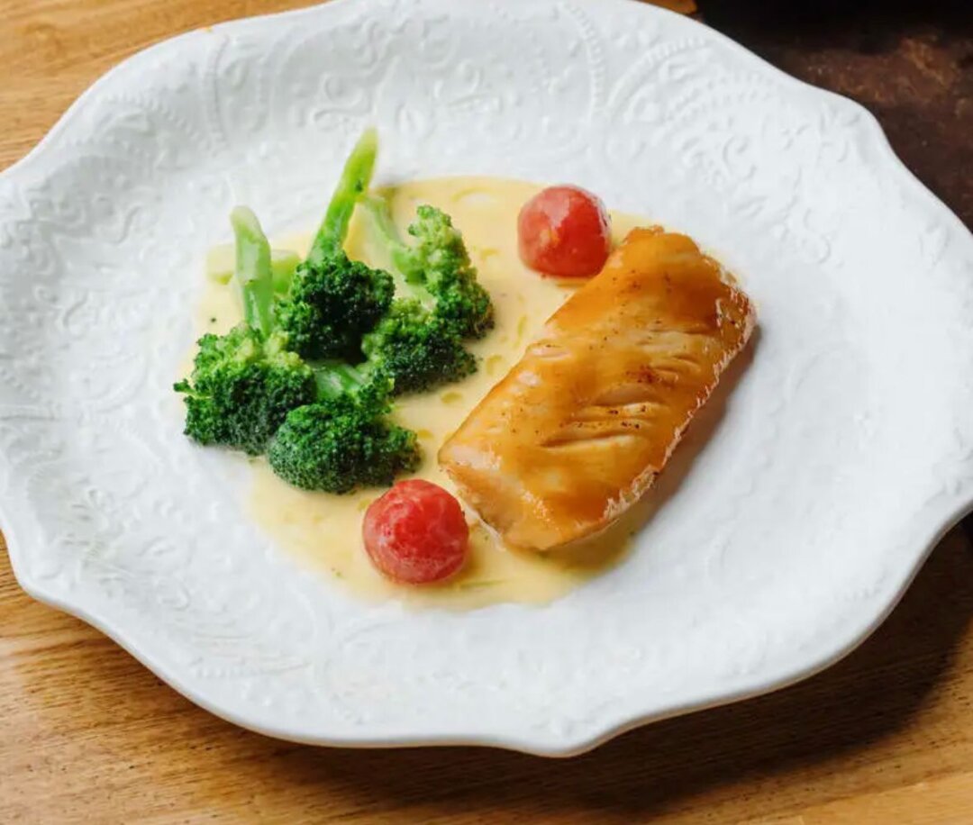 Угольная рыба в мисо-глазури