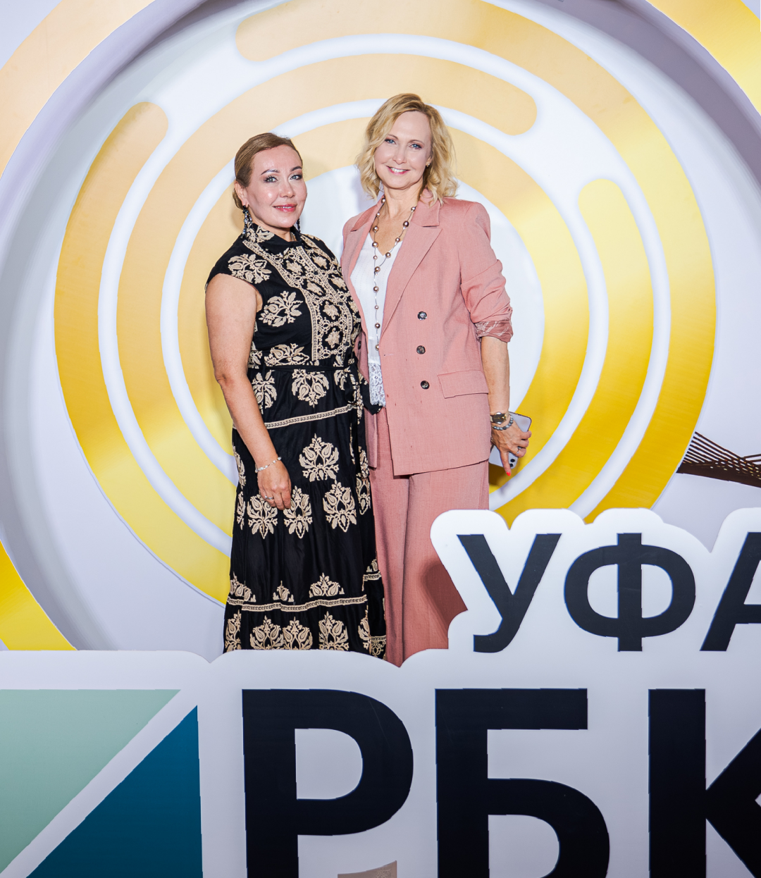 Лира Мурсалимова, Анна Малкова