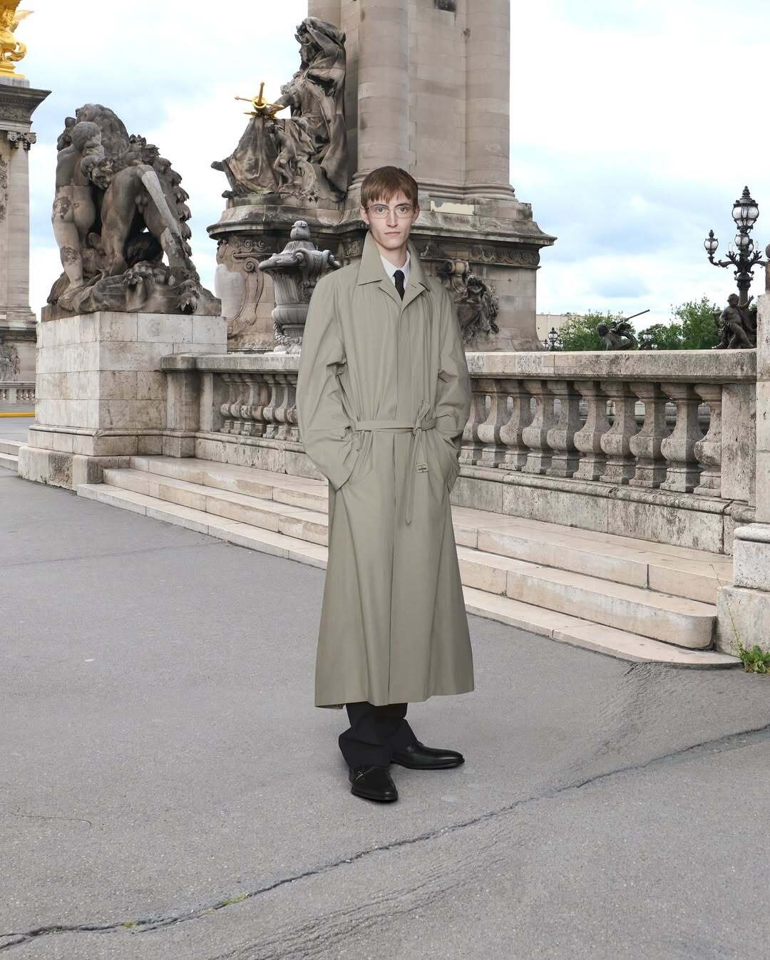 Look 19