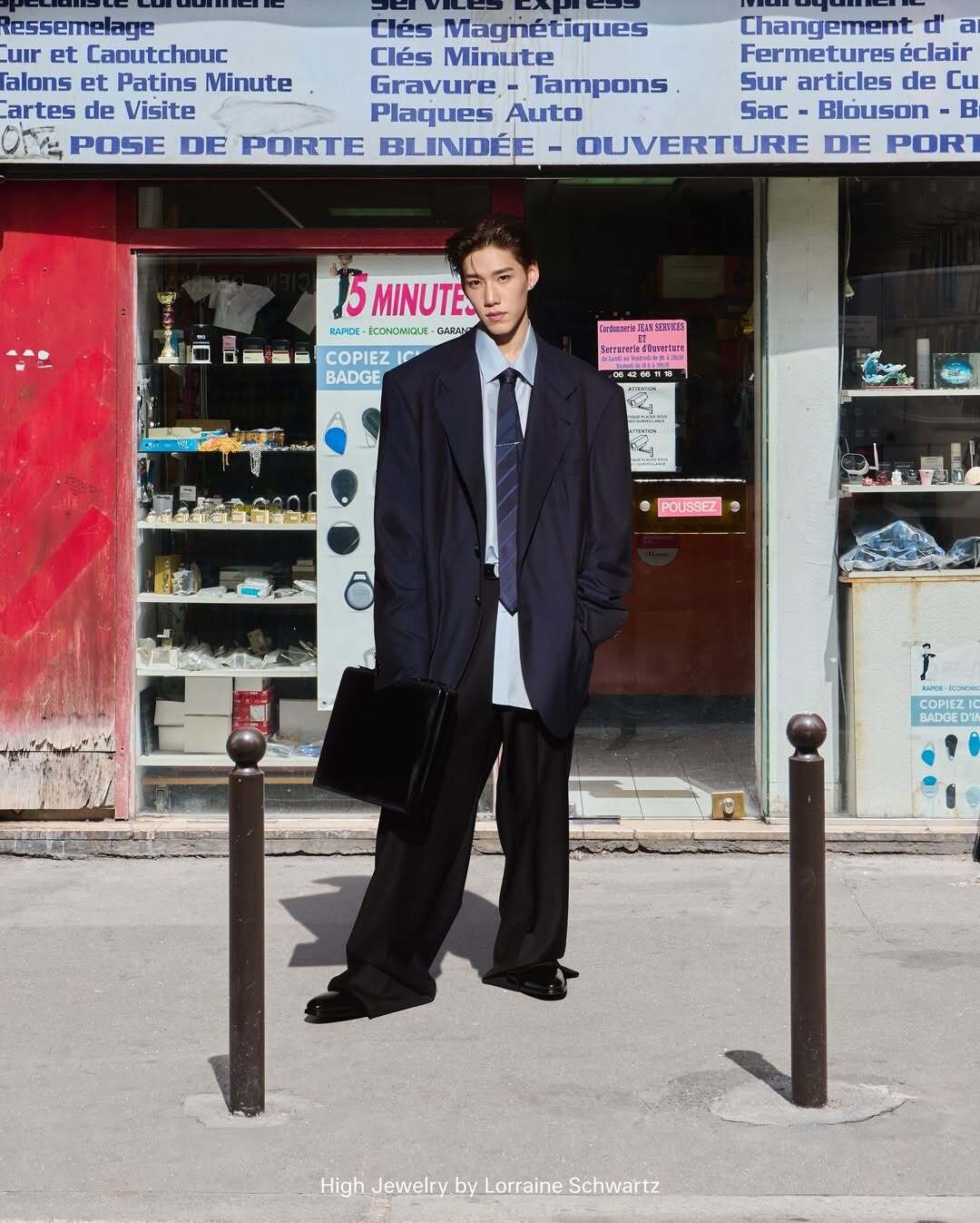 Look 24