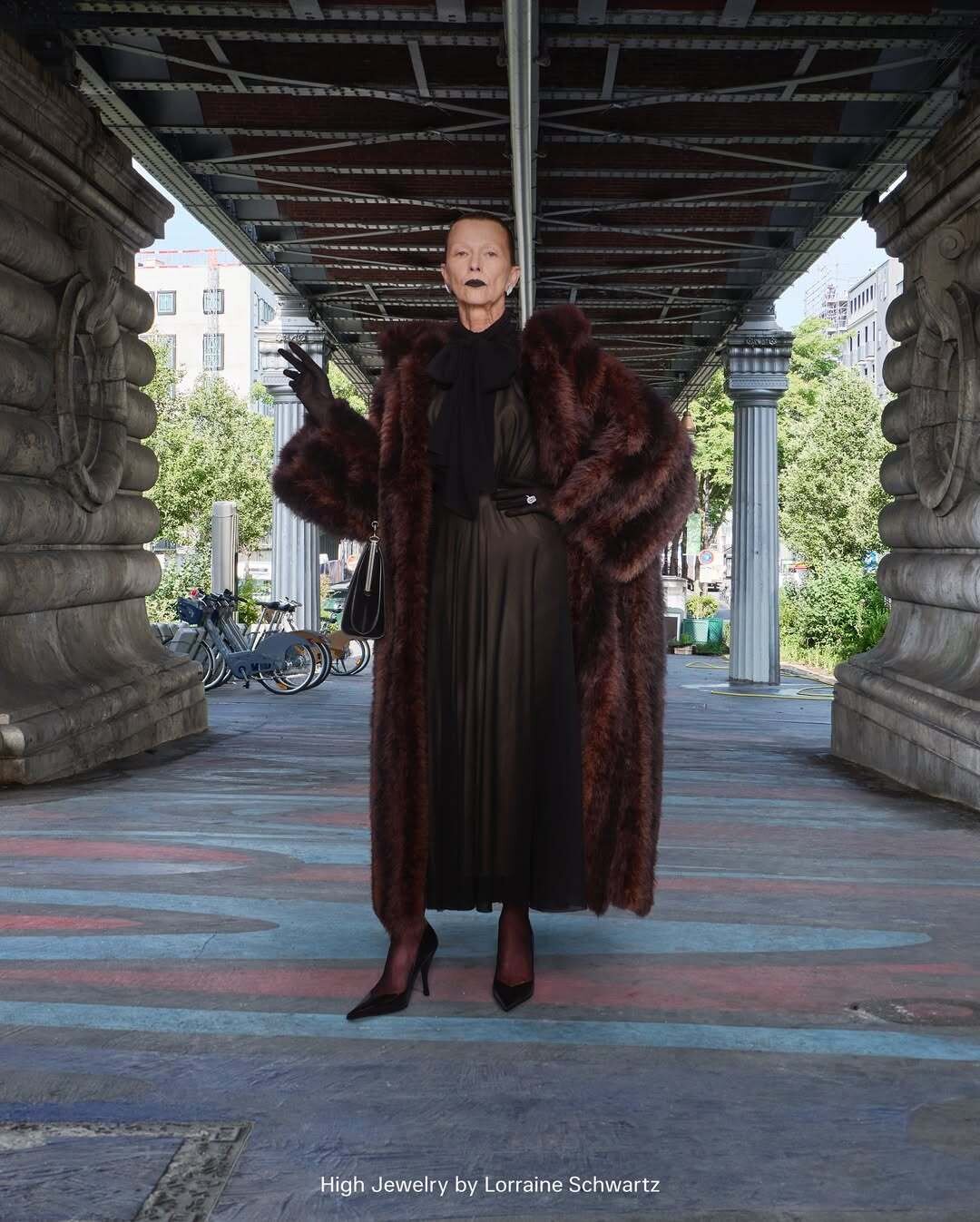Look 11
