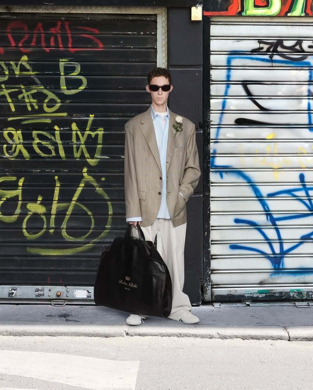 Look 25