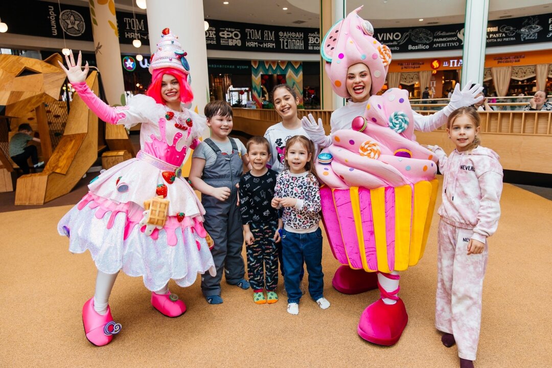 Фуд-парк ТРЦ «Аура»