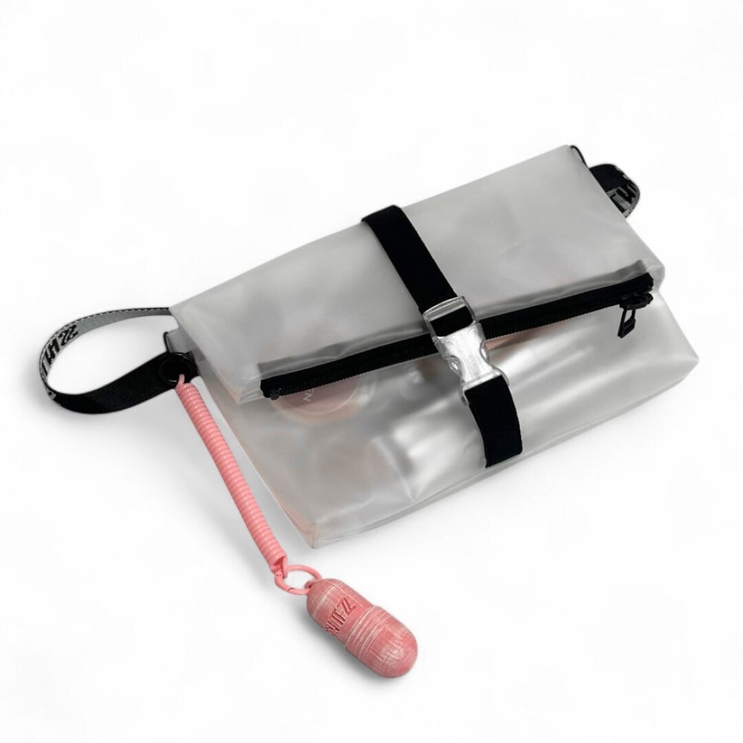 Сумка PILL в поддержку людей с положительным ВИЧ-статусом, 7 900 рублей