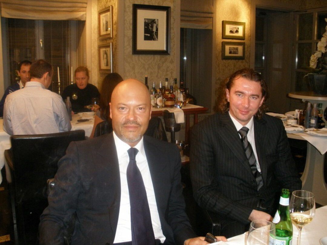 Режиссер Федор Бондарчук и экс-гендиректор киностудии «Ленфильм» Эдуард Пичугин в числе постоянных гостей VOX