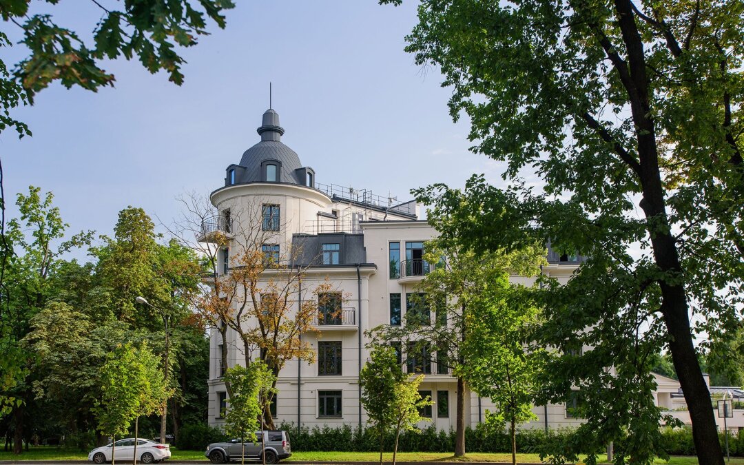 Элитный клубный дом «Крестовский IV» — результат реконструкции особняка 1910 года