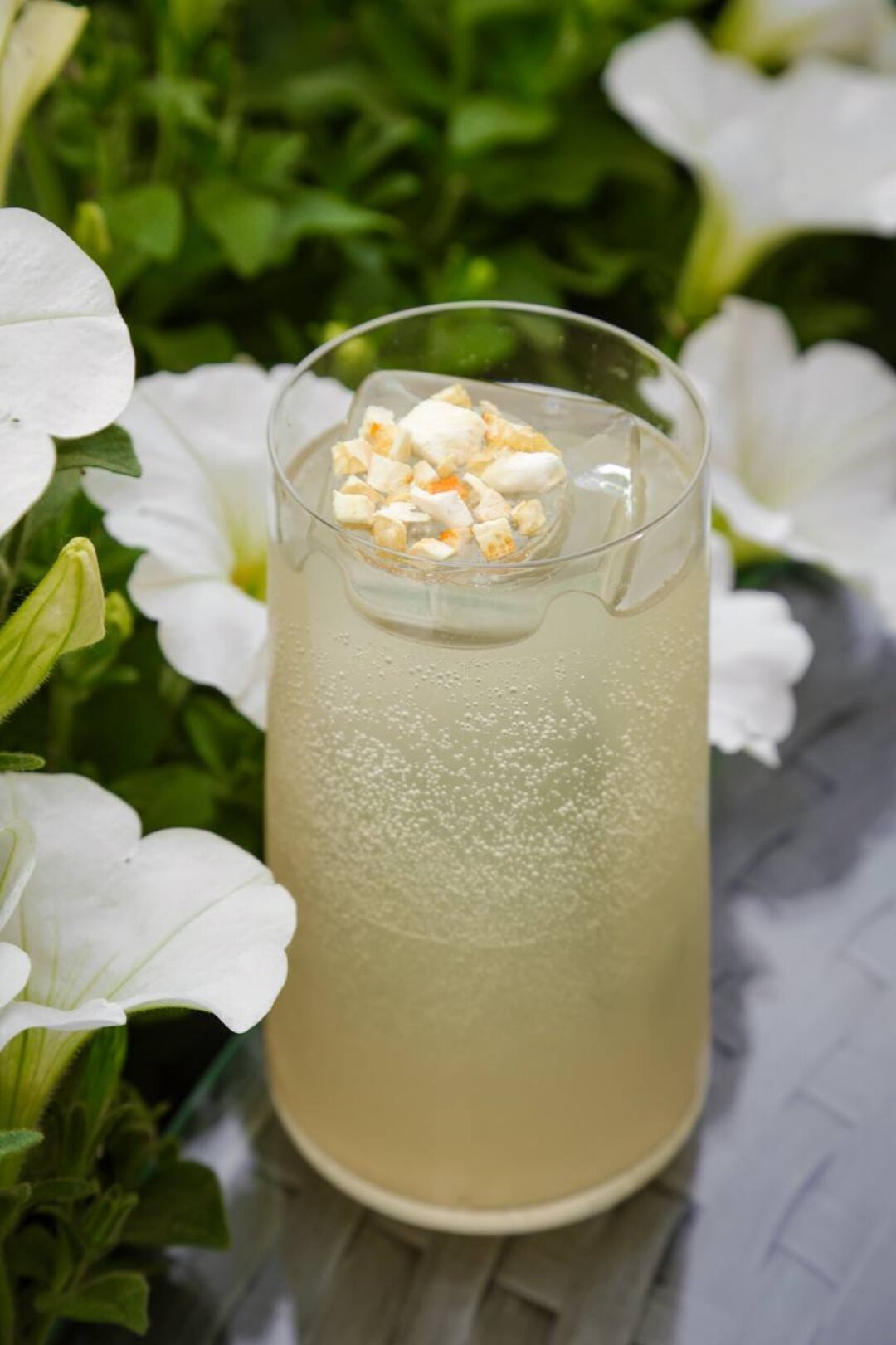 Коктейль Tropical Breeze от Дениса Давыдова