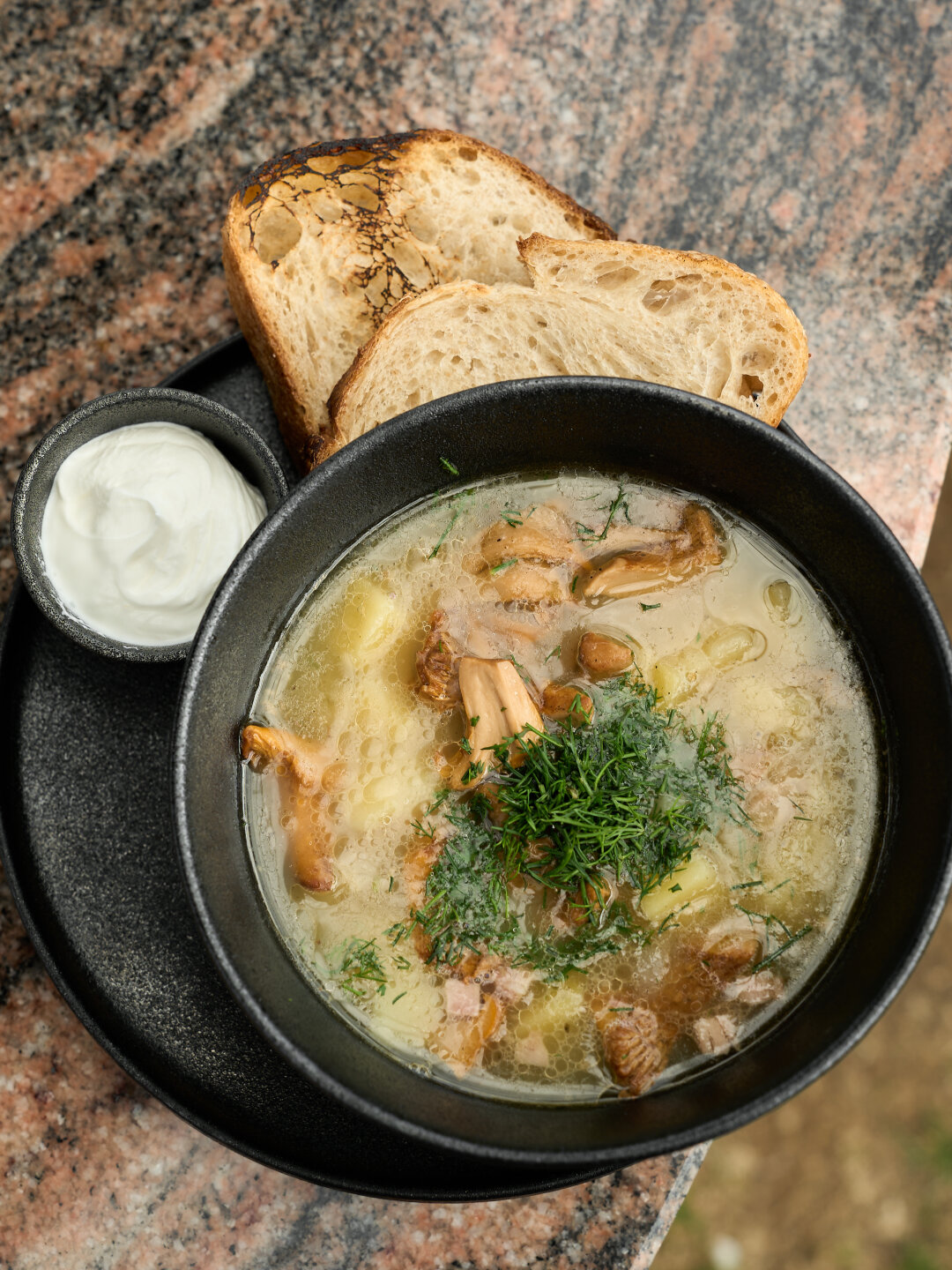 Грибовница с лисичками в «Гриль Гараже»