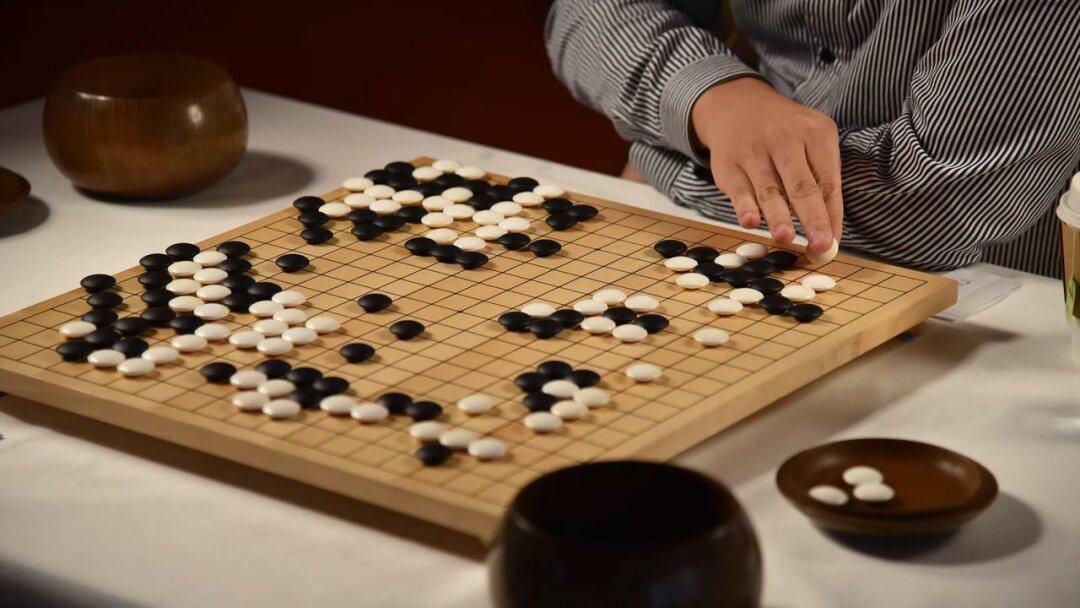 Настольная японская игра «Го»