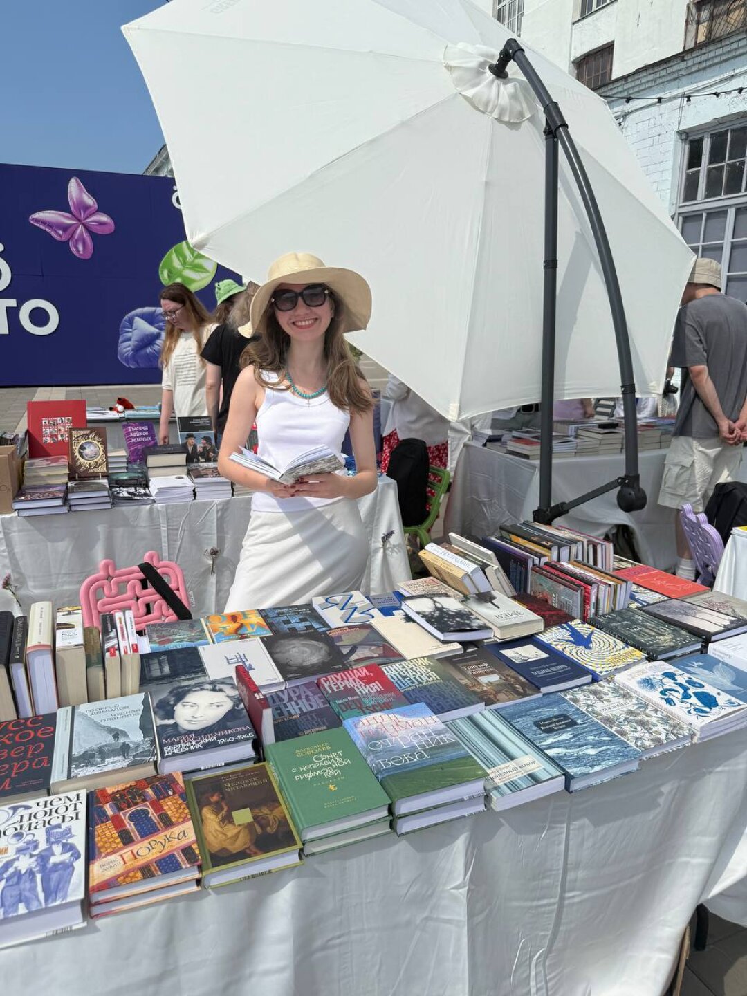 ИИЛ на книжном фестивале «Коммуналка» 2025 года