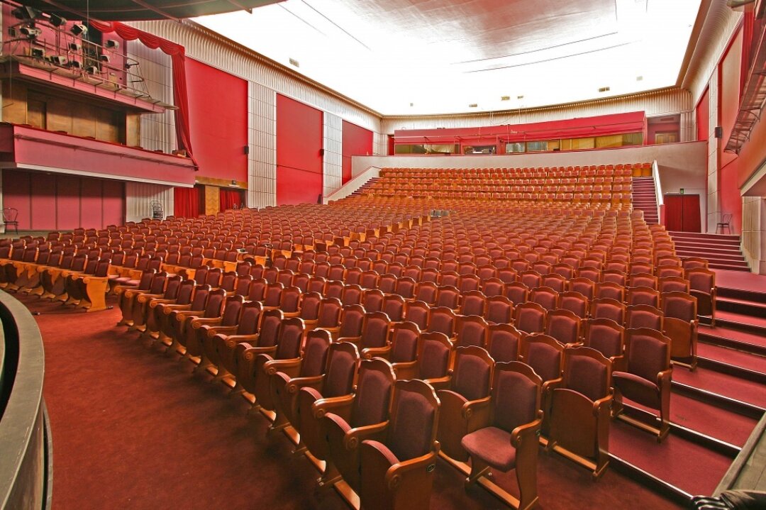 Зал театра "Балтийский дом"