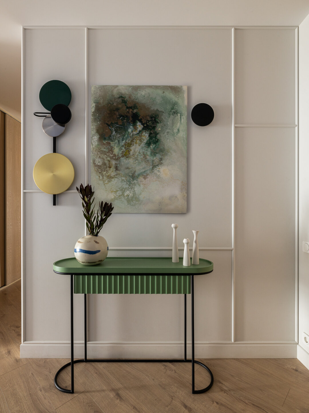 В качестве интерьерного стилиста выступила Анна Шенбергер