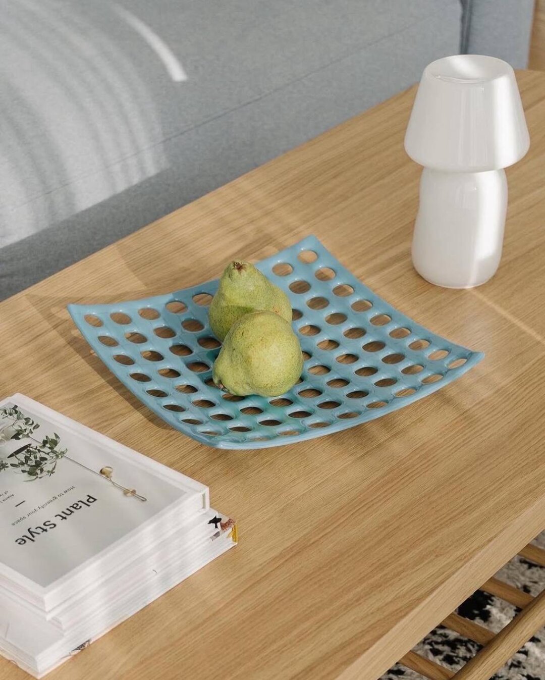 Блюдо Solid Water, 18 000 руб.