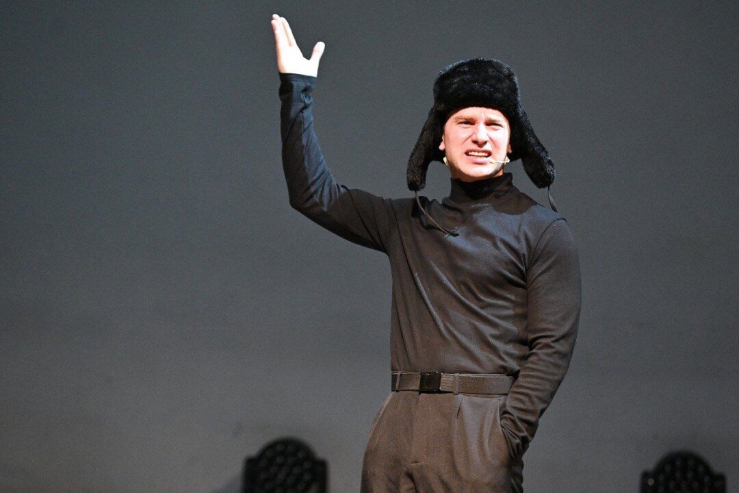 Спектакль «Бутылочка нефти»