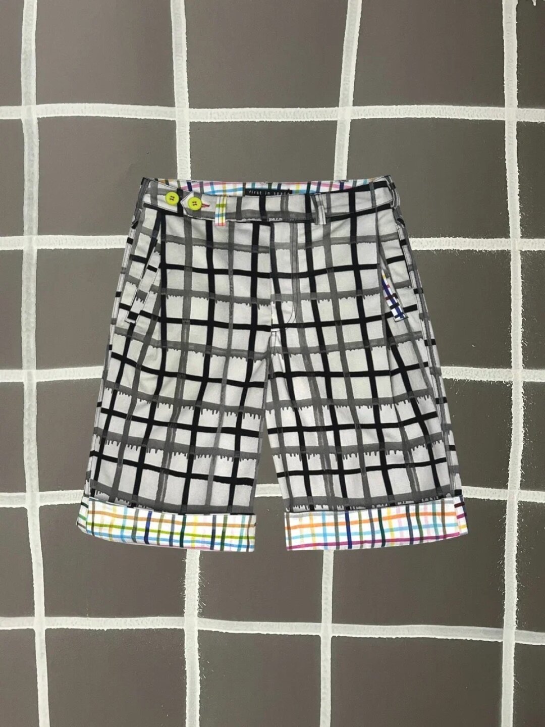 Шорты First in Space x К. КТО, 14 500 руб.