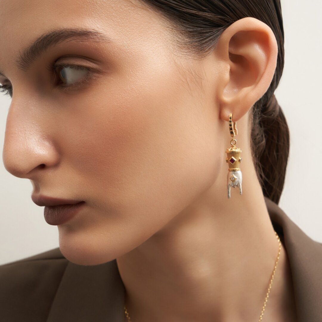 Anastasia Simes, Poison Drop, 158 000 руб.