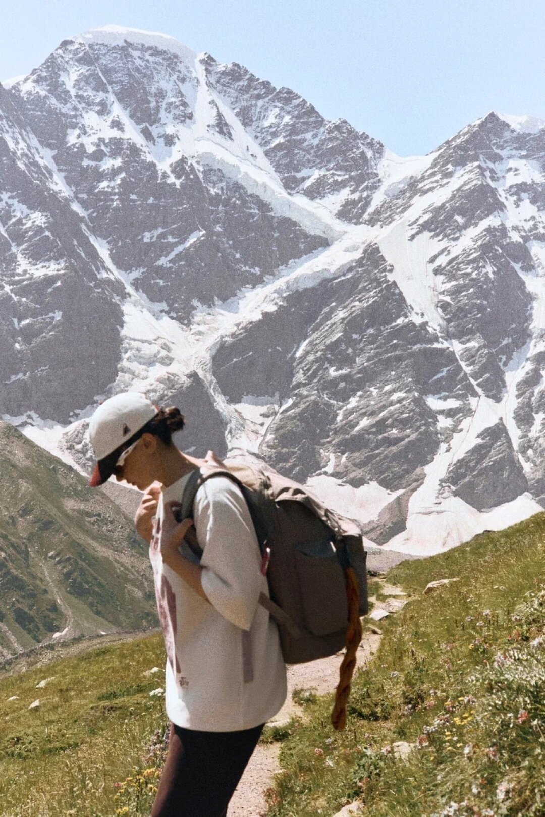 Футболка 2Mood, 9 980 руб.