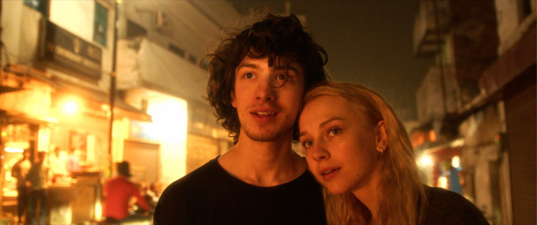 Кадр из фильма «Надо снимать фильмы о любви»