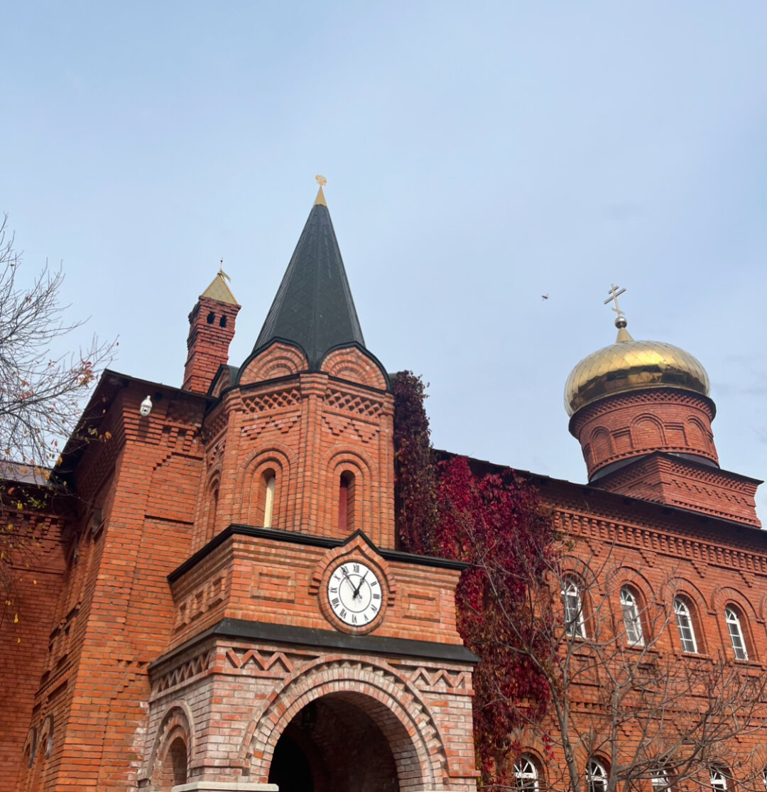 Мужской монастырь