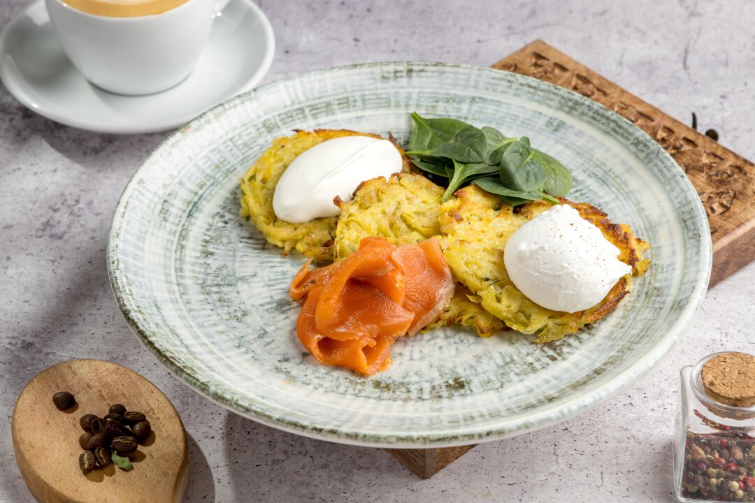 Картофельные драники с форелью, 690 рублей