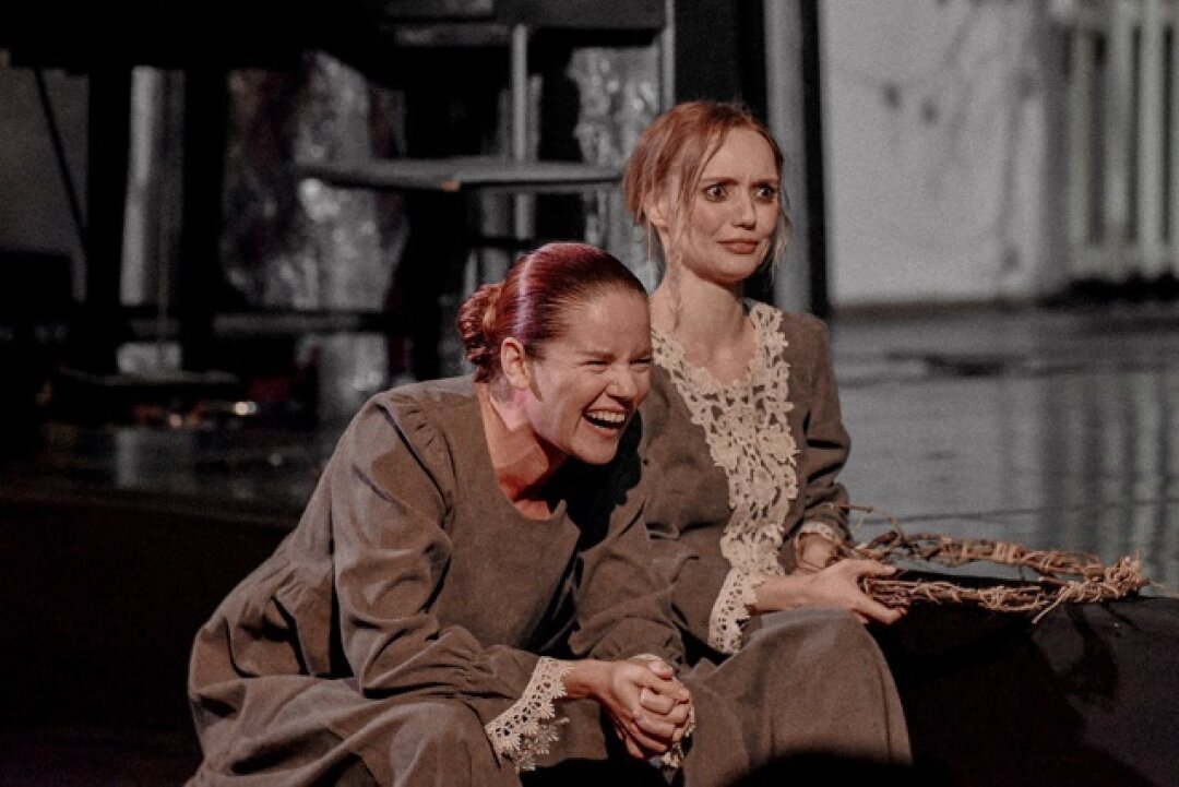 Спектакль «Прозоровы»