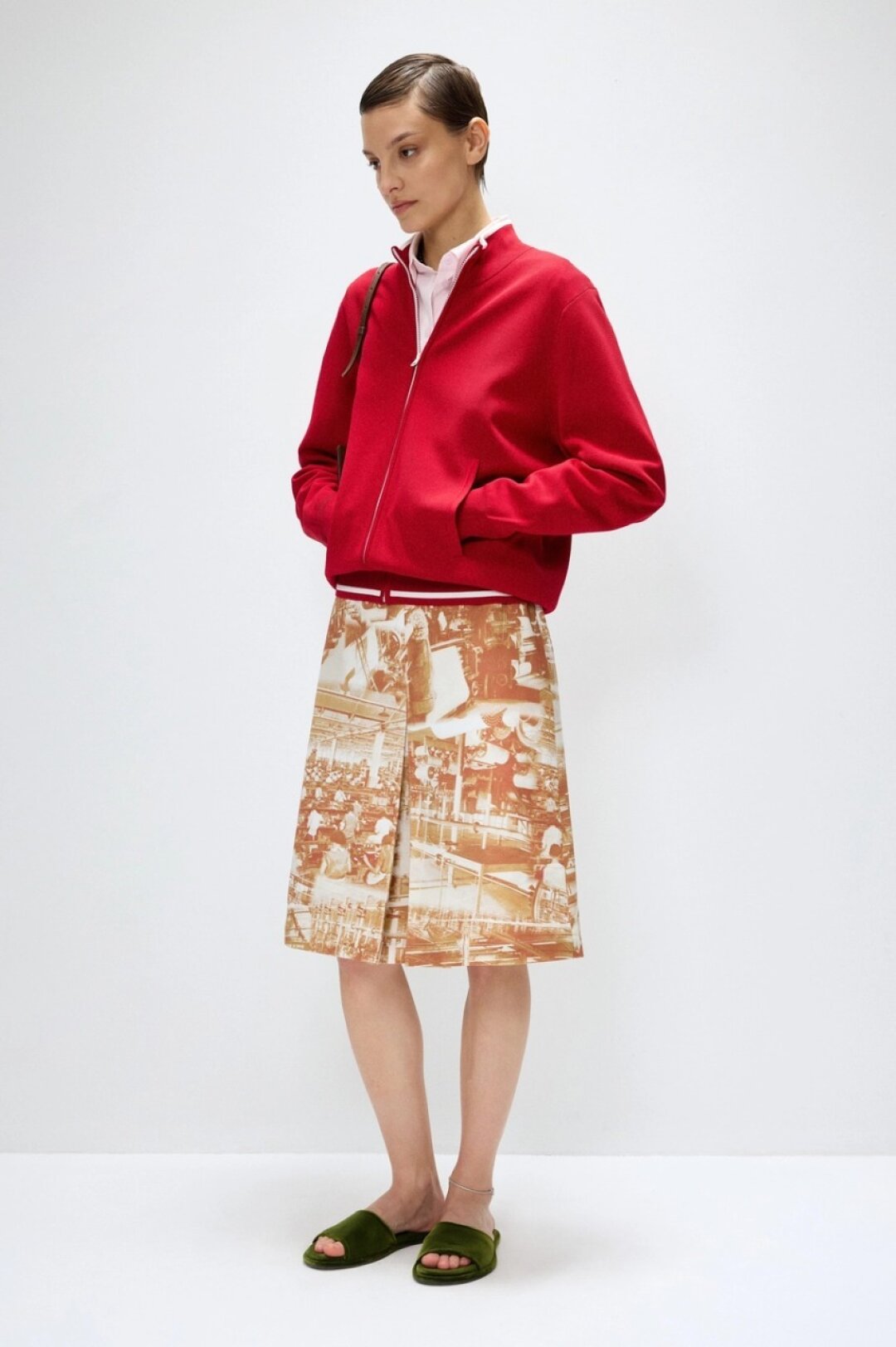 Sanchy, 16 100 руб.