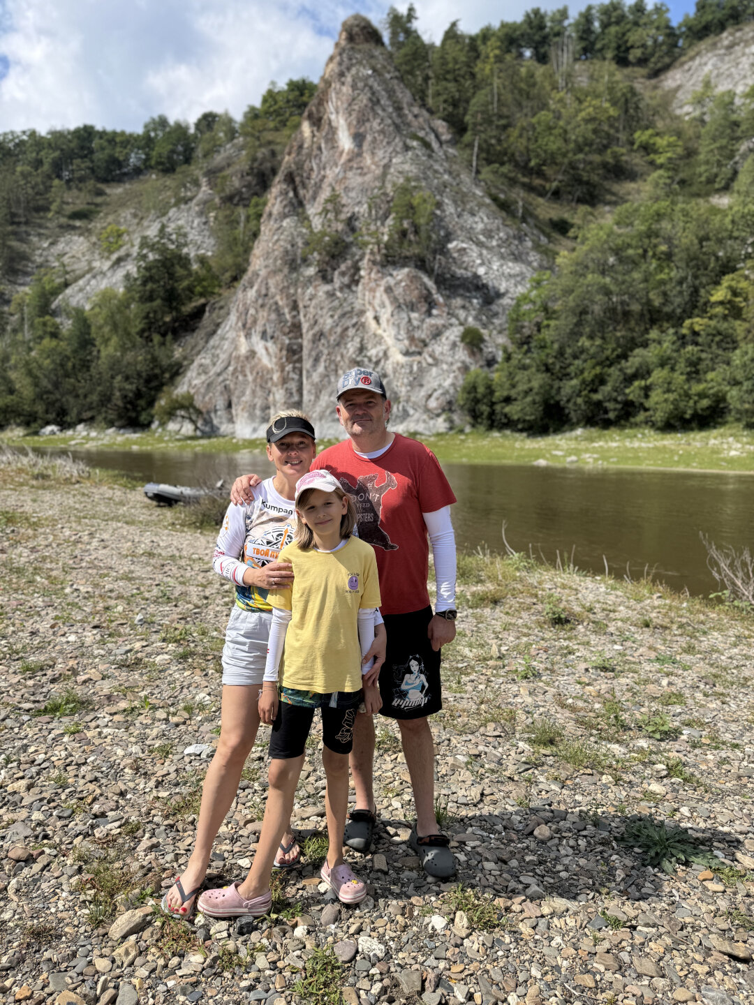 Юлия Самсоненко и Максим Коробов с дочерью Ниной