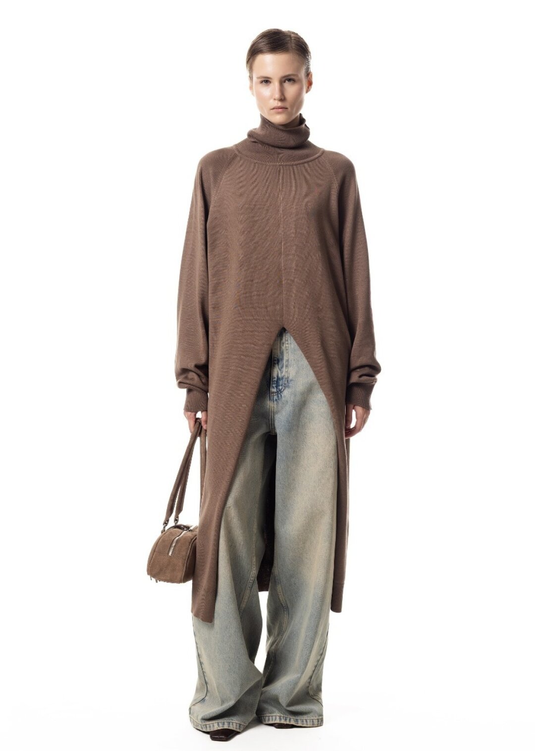 Asya Semyonova, 8 990 руб.