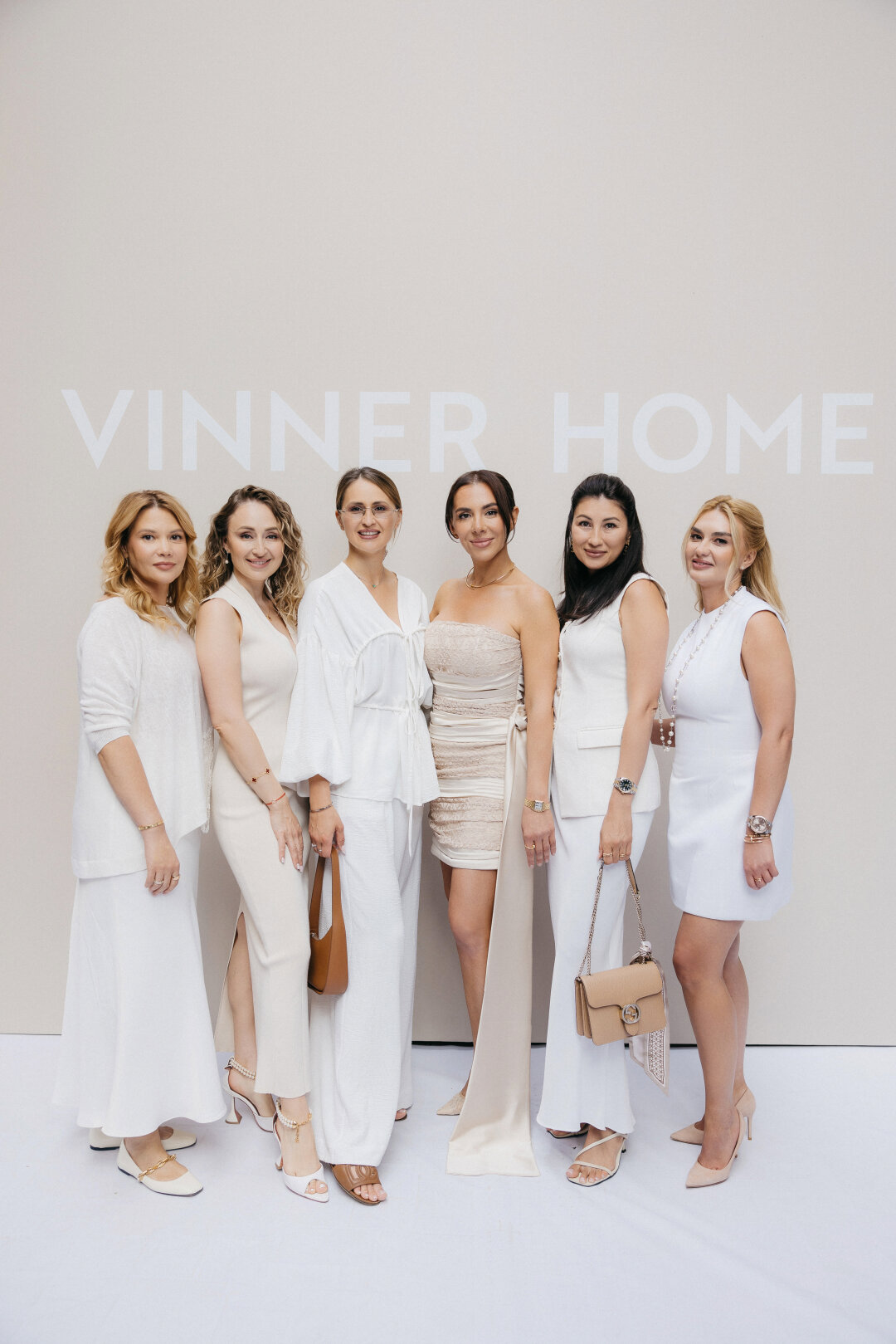 Регина Хасанова, Карина Хасанова, Алина Насырова, Екатерина Ахметшина, Мария Малюк