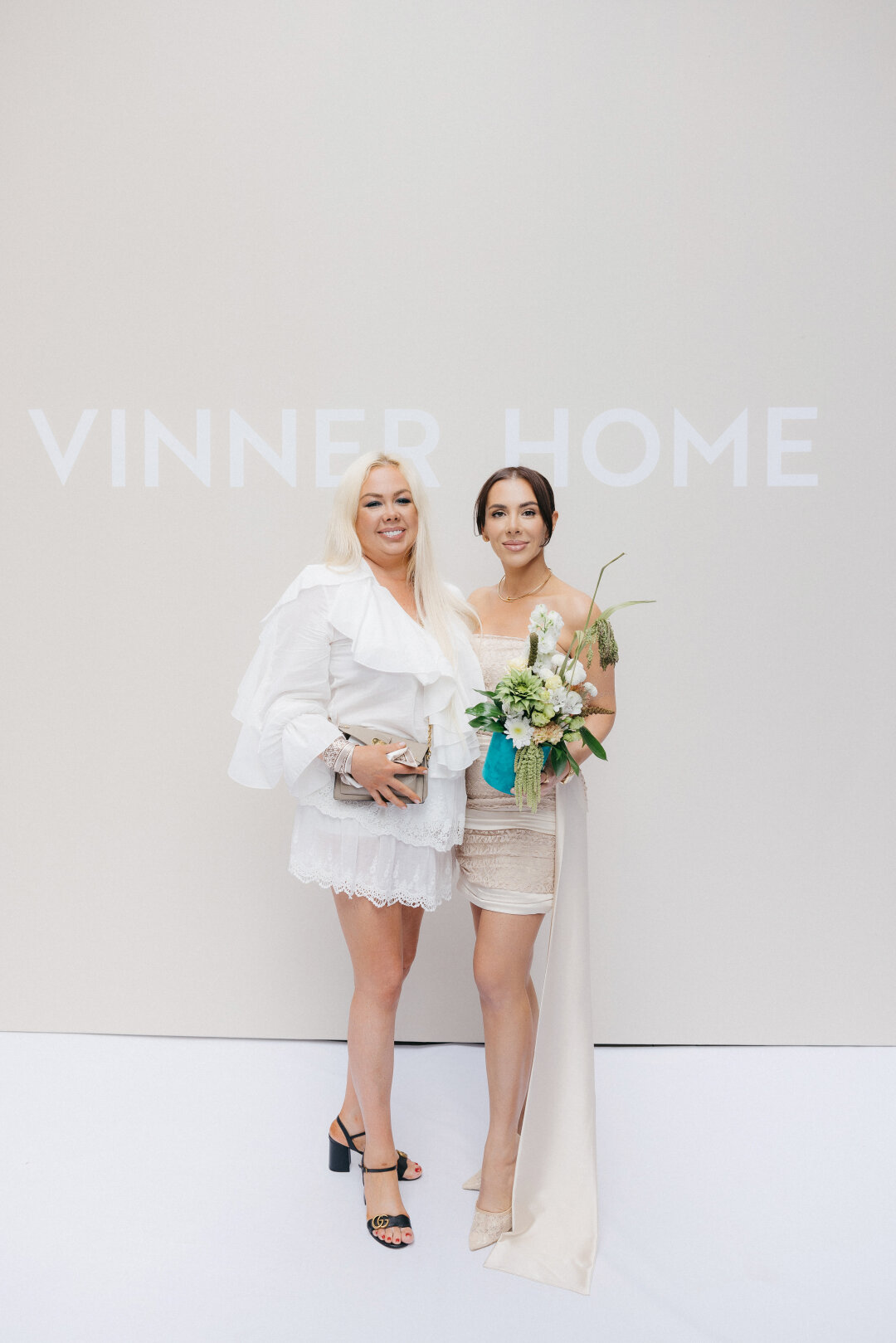 Любовь Можери, Юлия Виннер