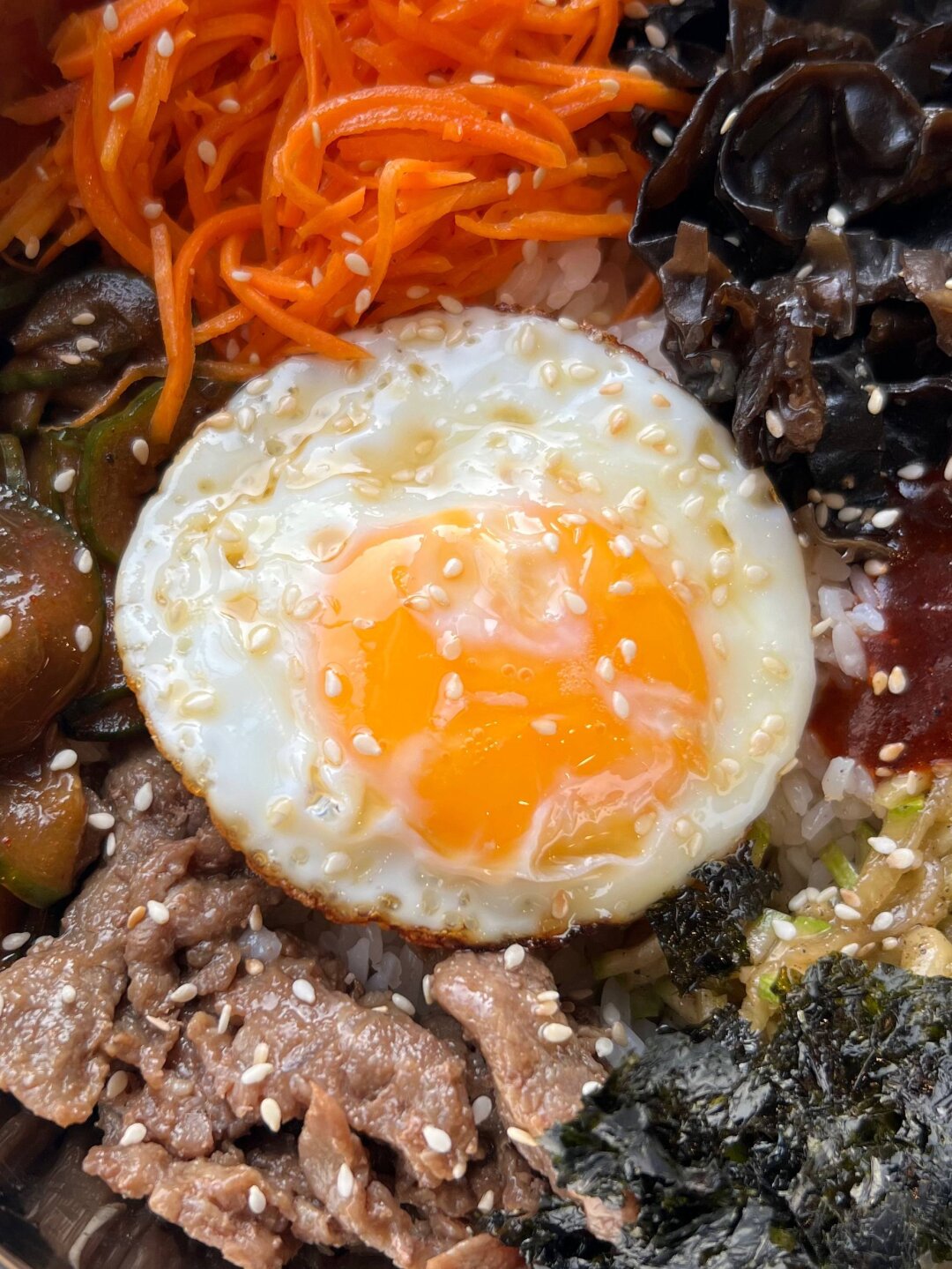 Пибимпап с говядиной в «Чико»