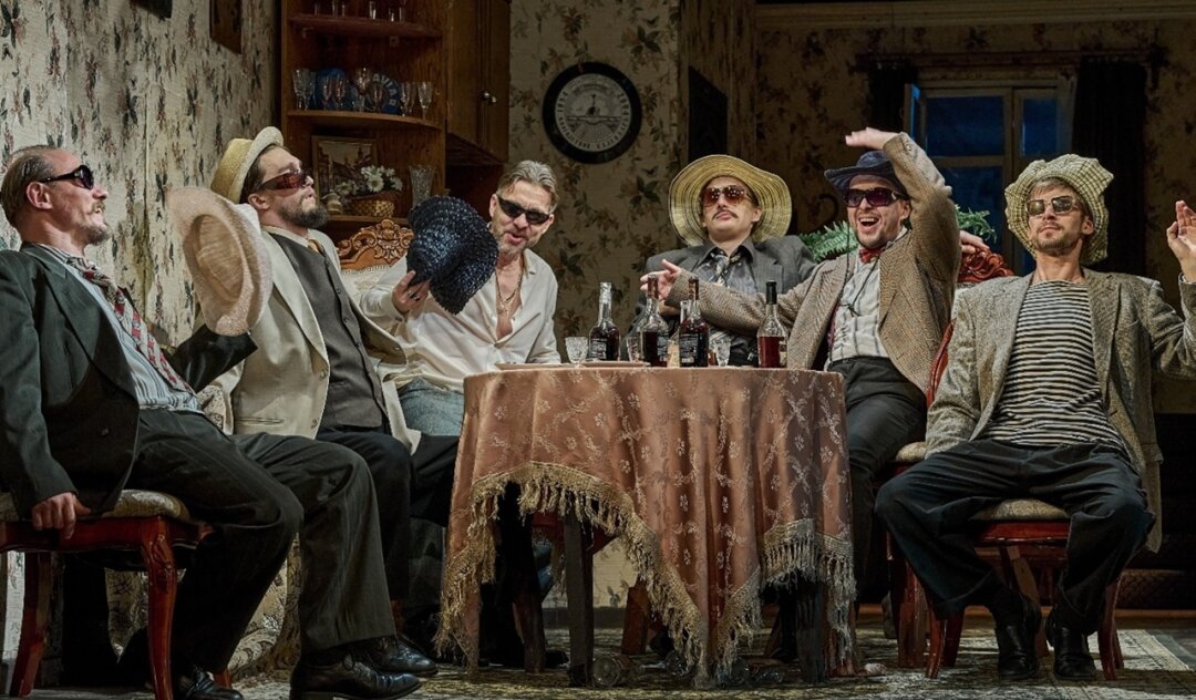 Спектакль «Энергичные люди»