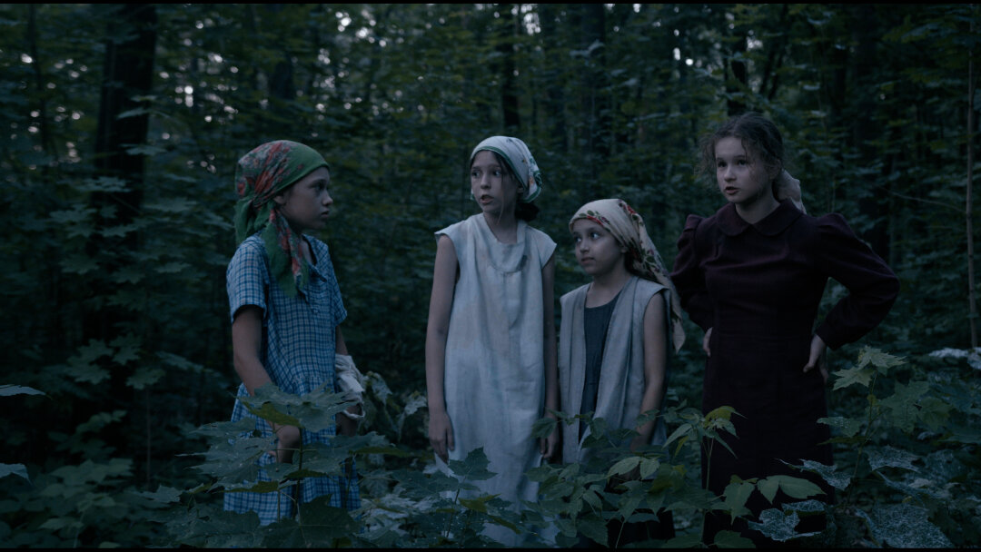 Ольга Каюмова, Дарина Исаева, Ларина Нугуманова, Лаура Шаяхметова в фильме «Мы. Дети войны»