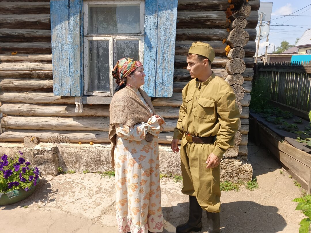 Актеры Альфия Просыпина и Руслан Газитдинов на съемках фильма «Мы. Дети войны»