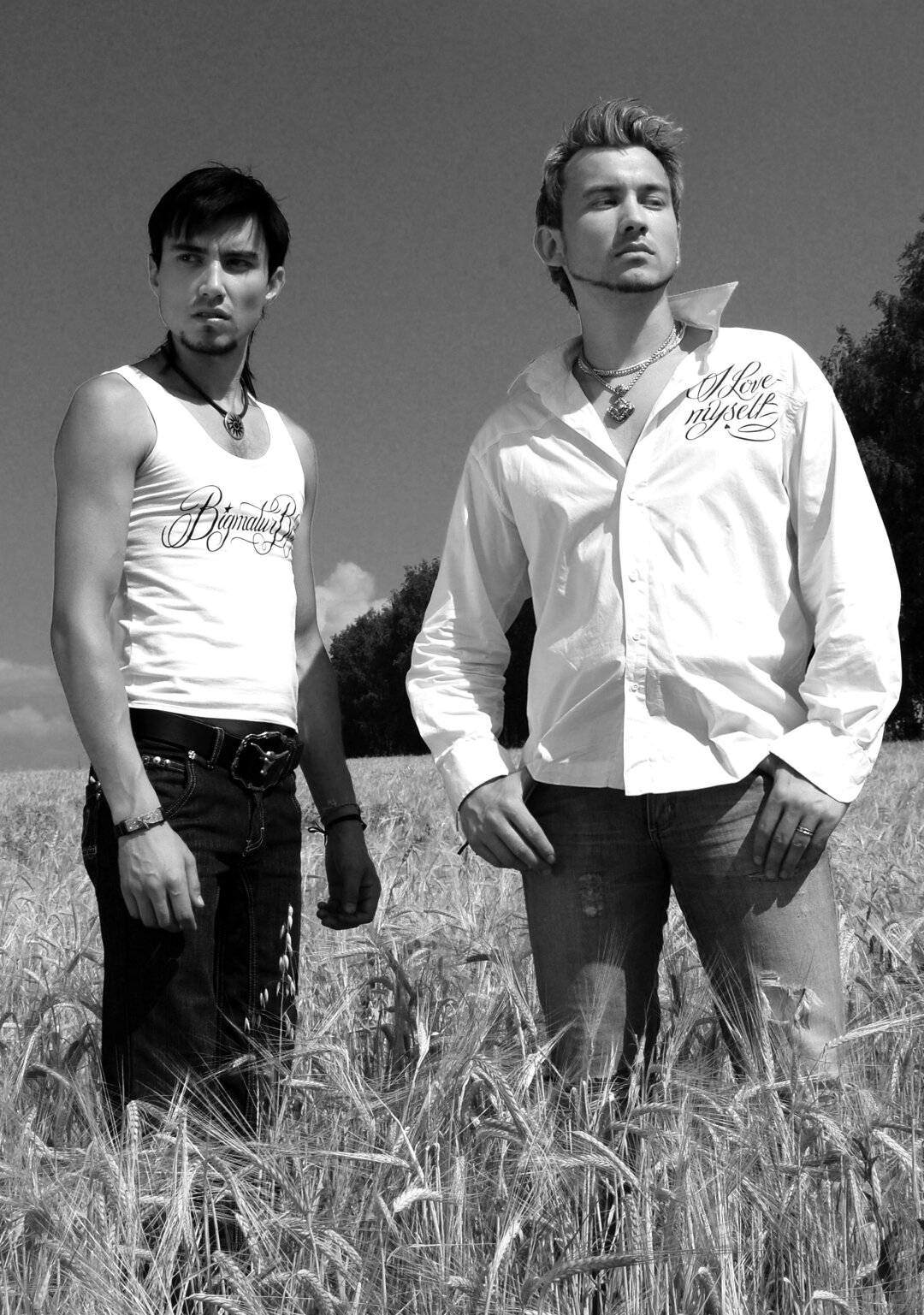 «Самая яркая звезда» – пародия на мальчиковые бойз-бэнды