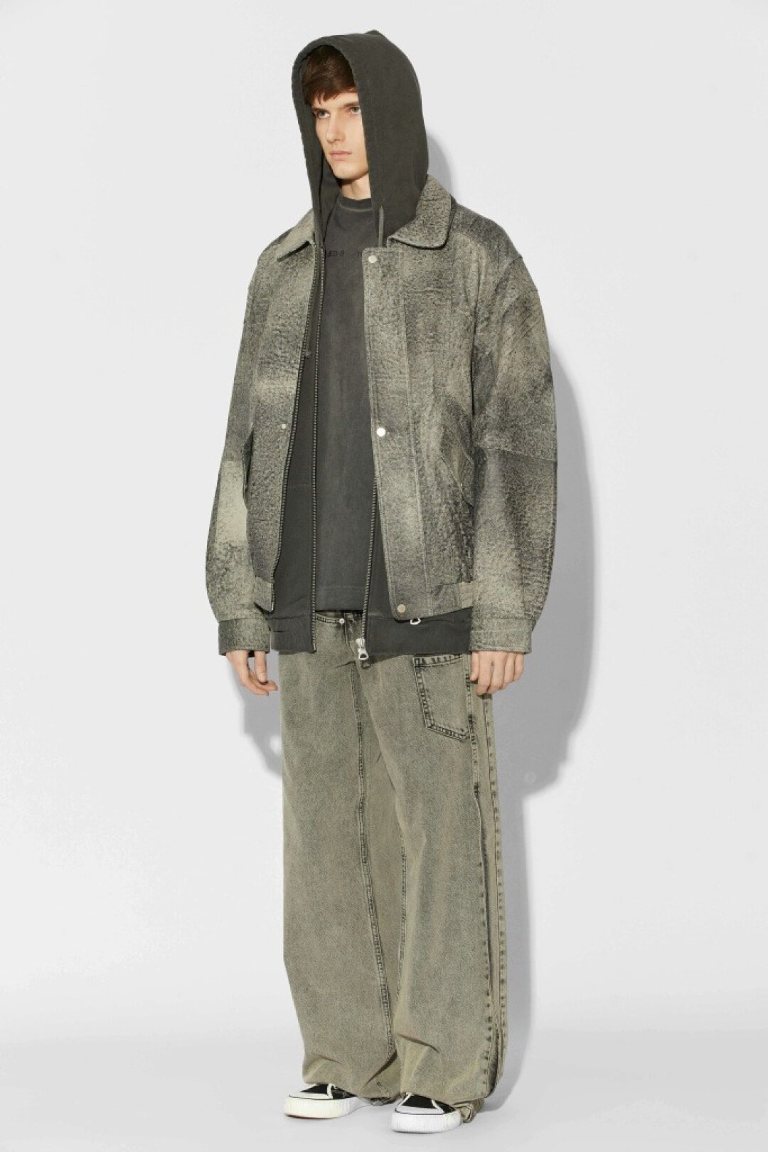 Red September, 42 000 руб.