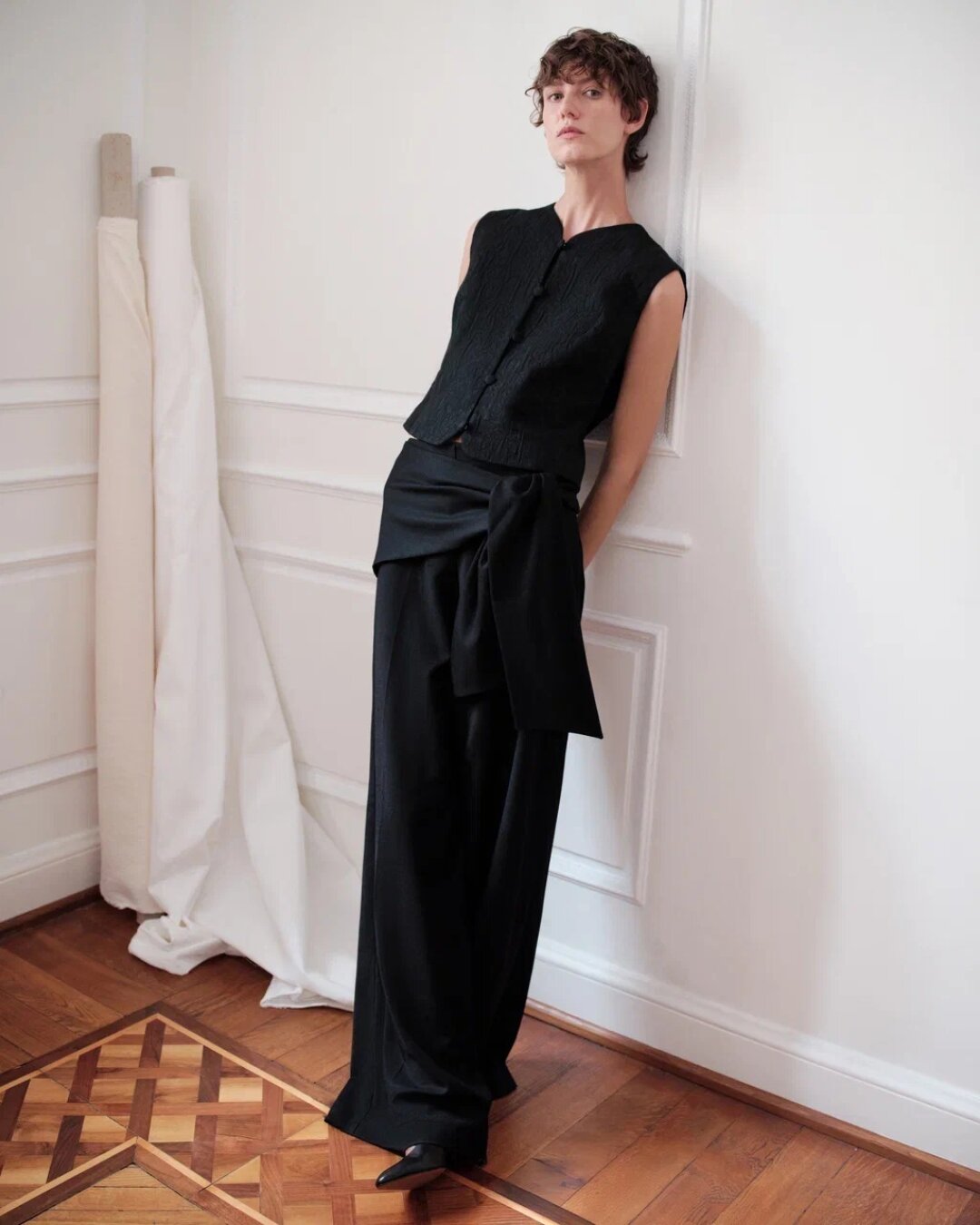 Брюки Present & Simple, 29 990 руб.