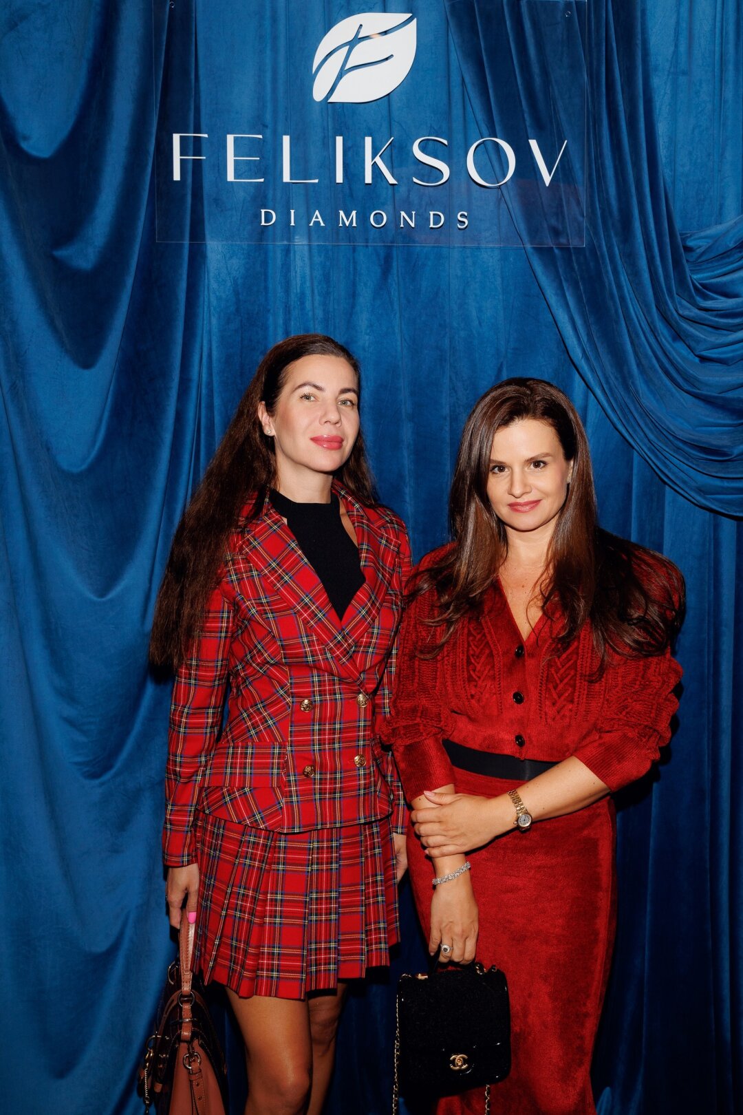 Мила Сильнова, Юлия Ришар