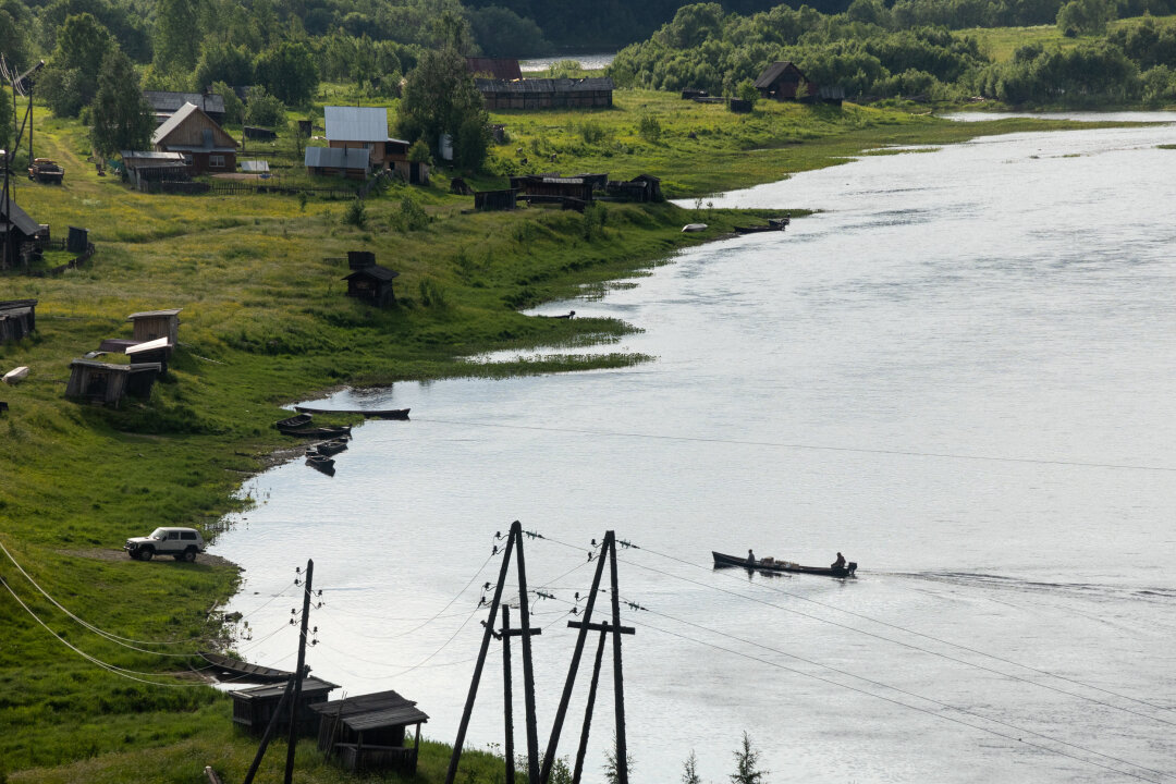 Поселок Велс на реке Вишера в Пермском крае
