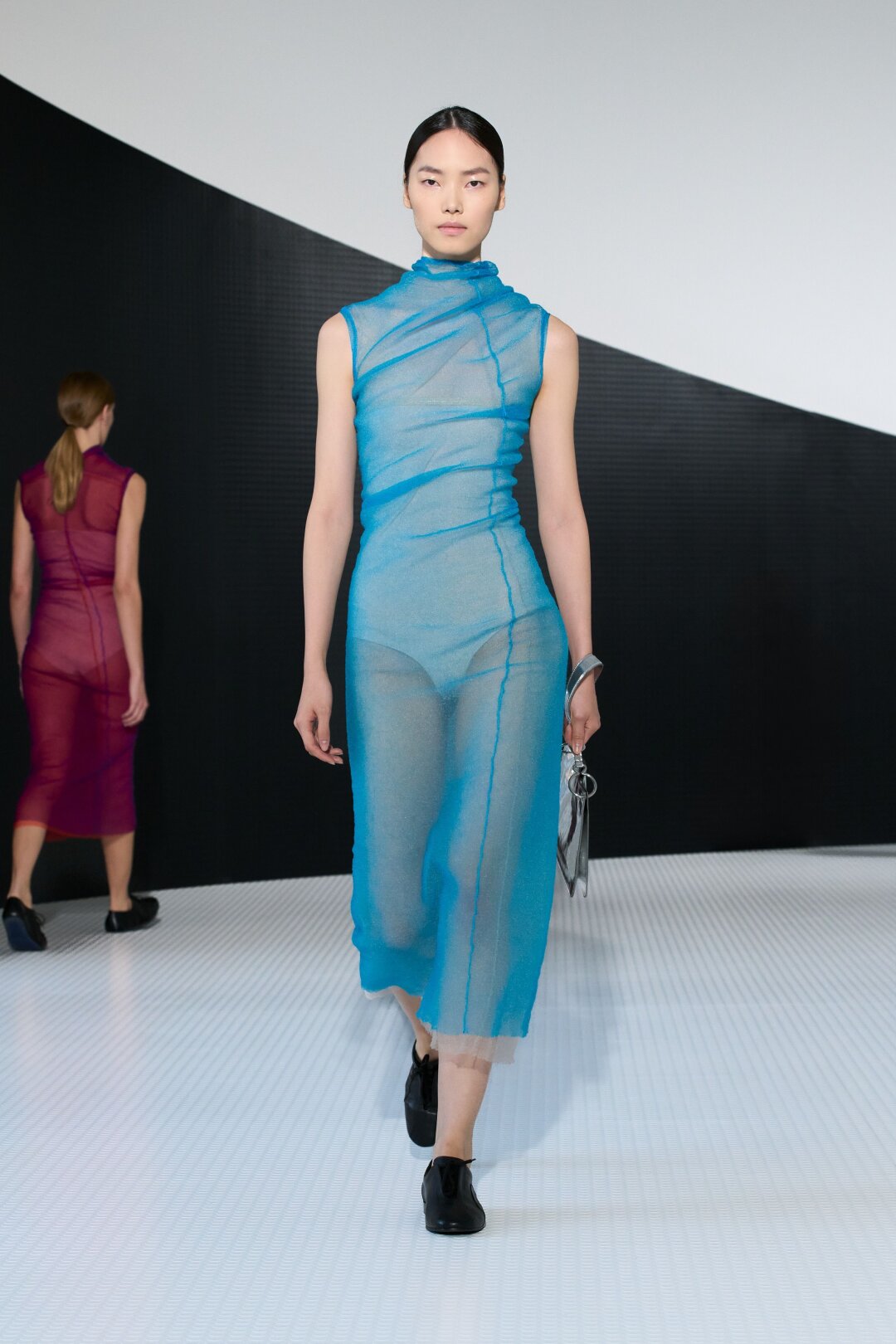 Голубой — цвет сезона (не опять, а снова)