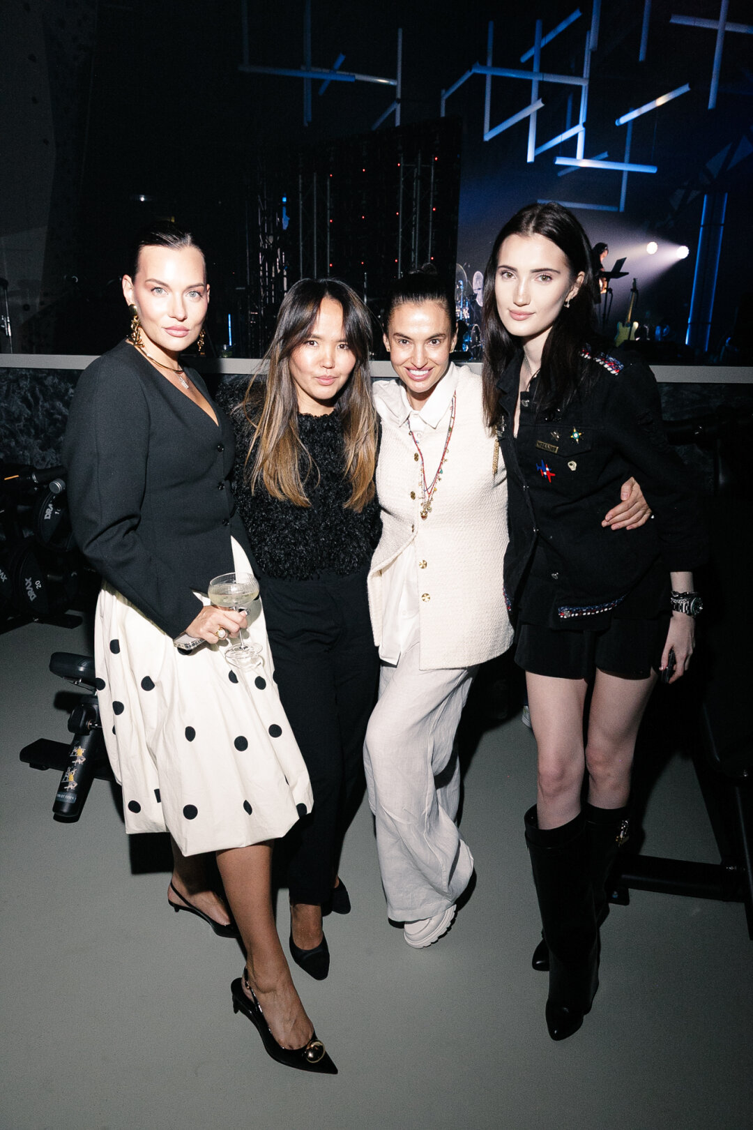 Юлия Лысенко, Селя Кучумова, Анастасия Климова с дочерью