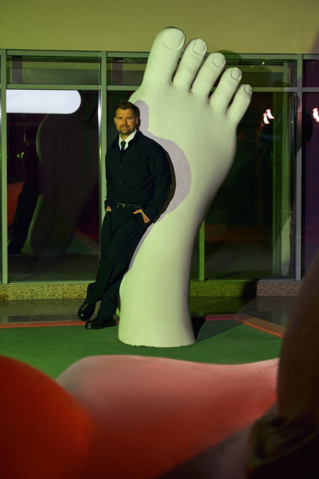 На Никите: комбинезон, рубашка, куртка MAAG, ботинки DIESEL