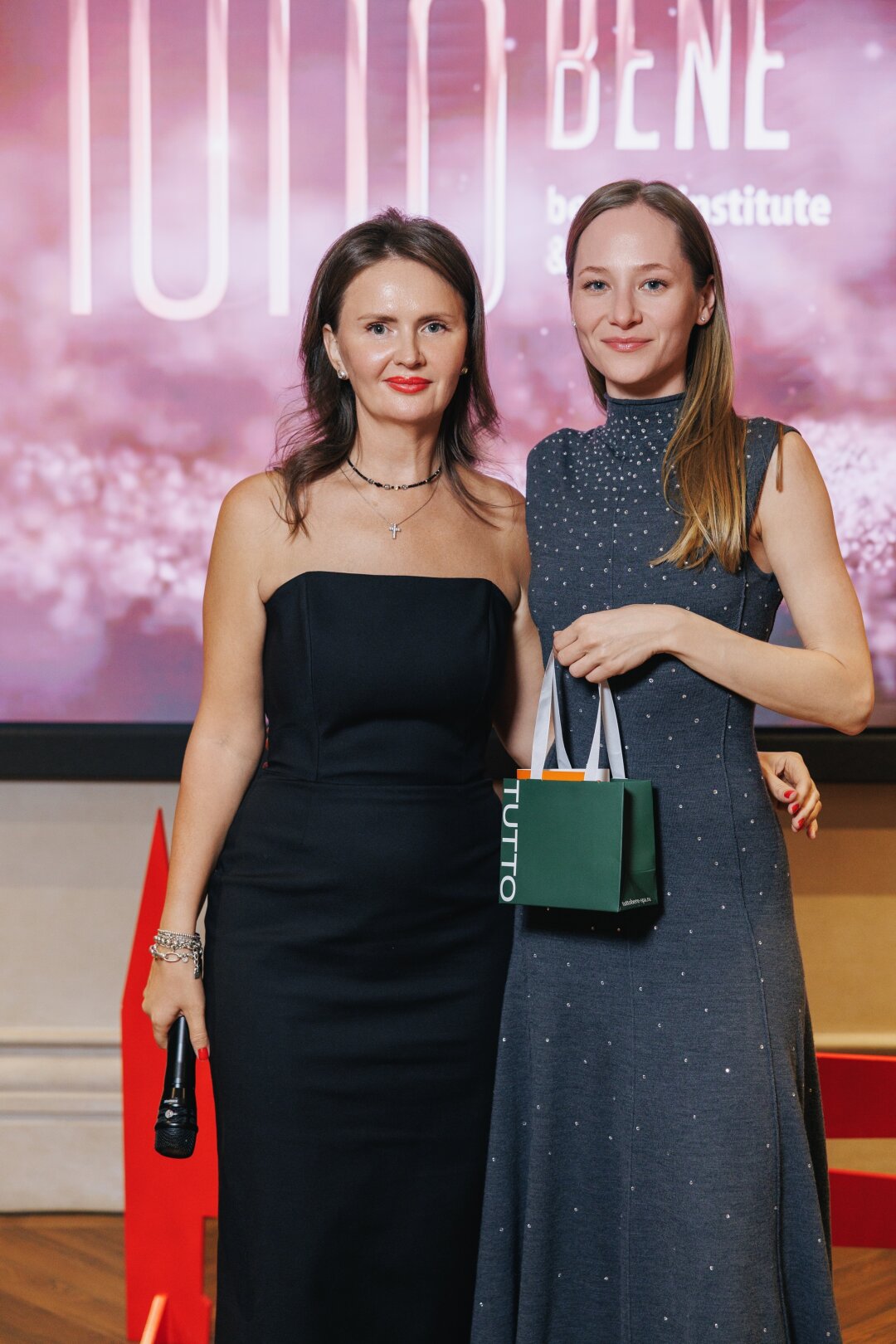 Людмила Жукова, Виктория Гнатовская