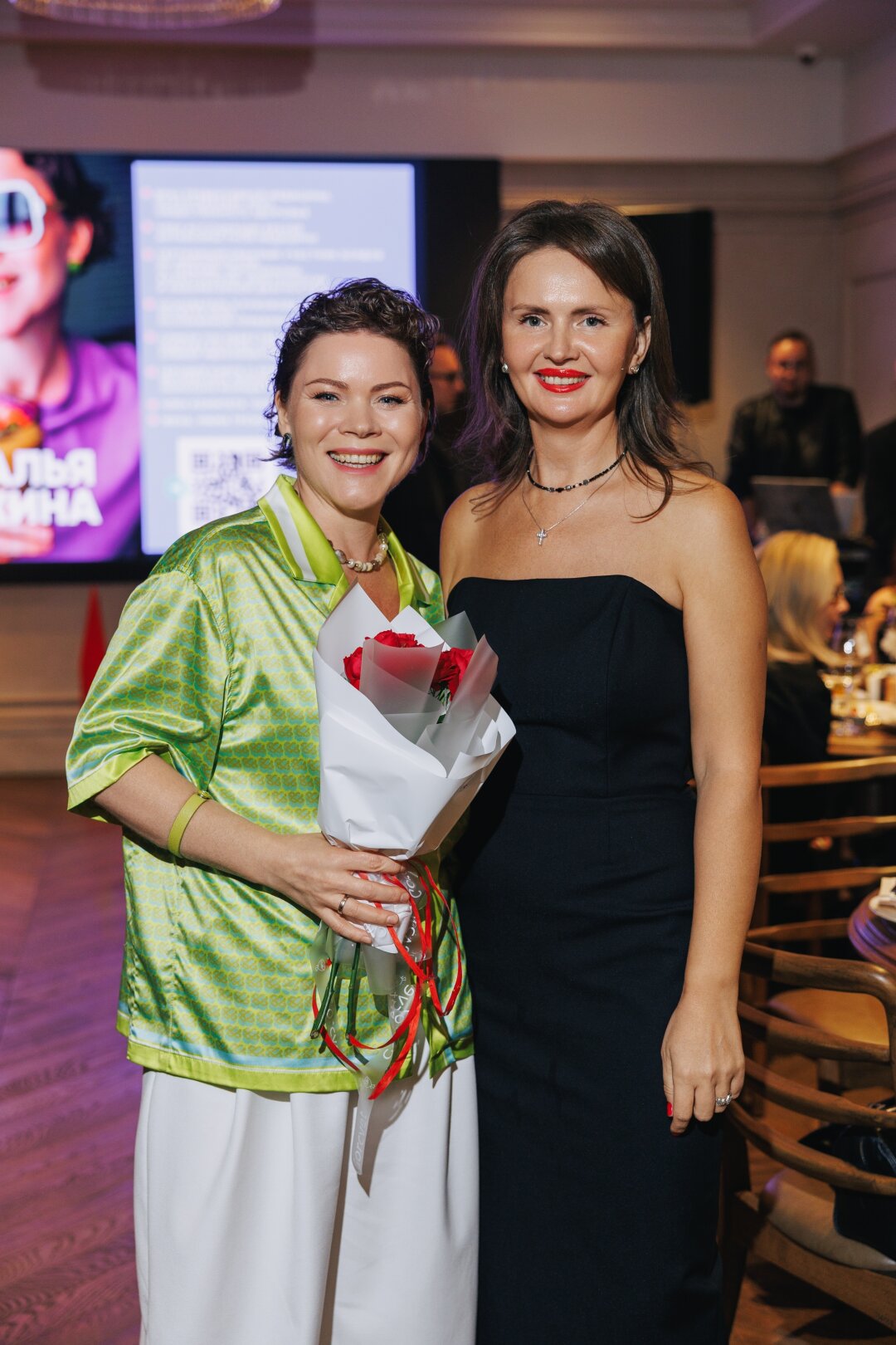 Наталья Юнкина, Людмила Жукова