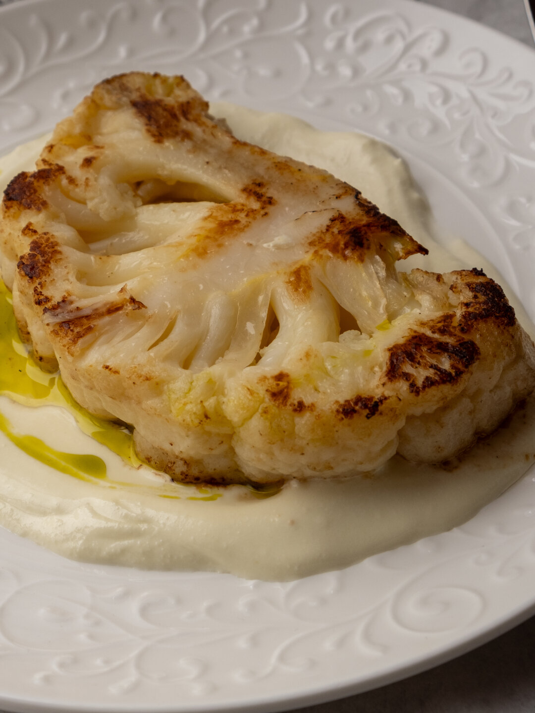 Стейк из цветной капусты в «Тайной В.»