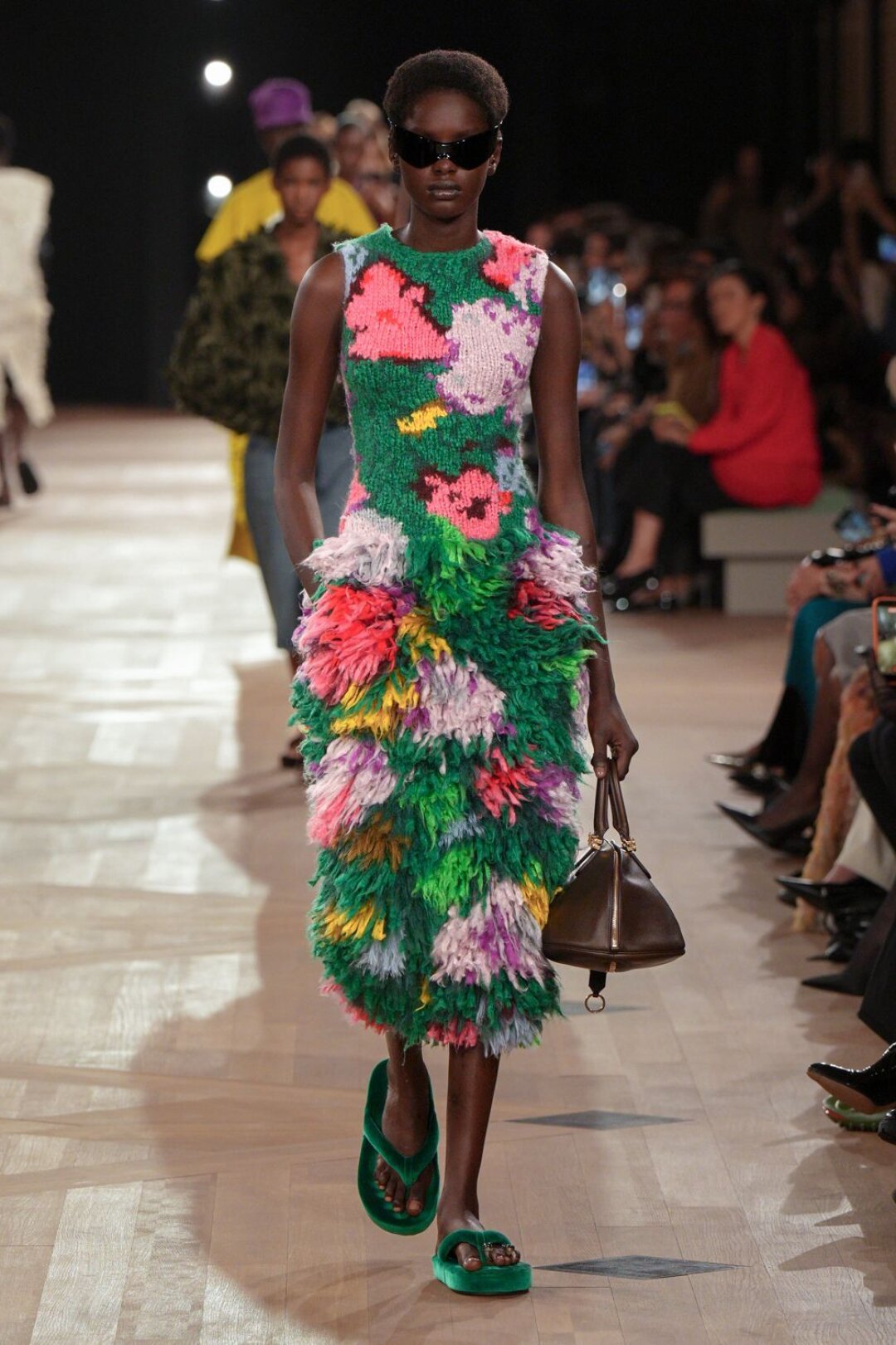 Мастхэв — велюровые вьетнамки (вечнозеленые!)