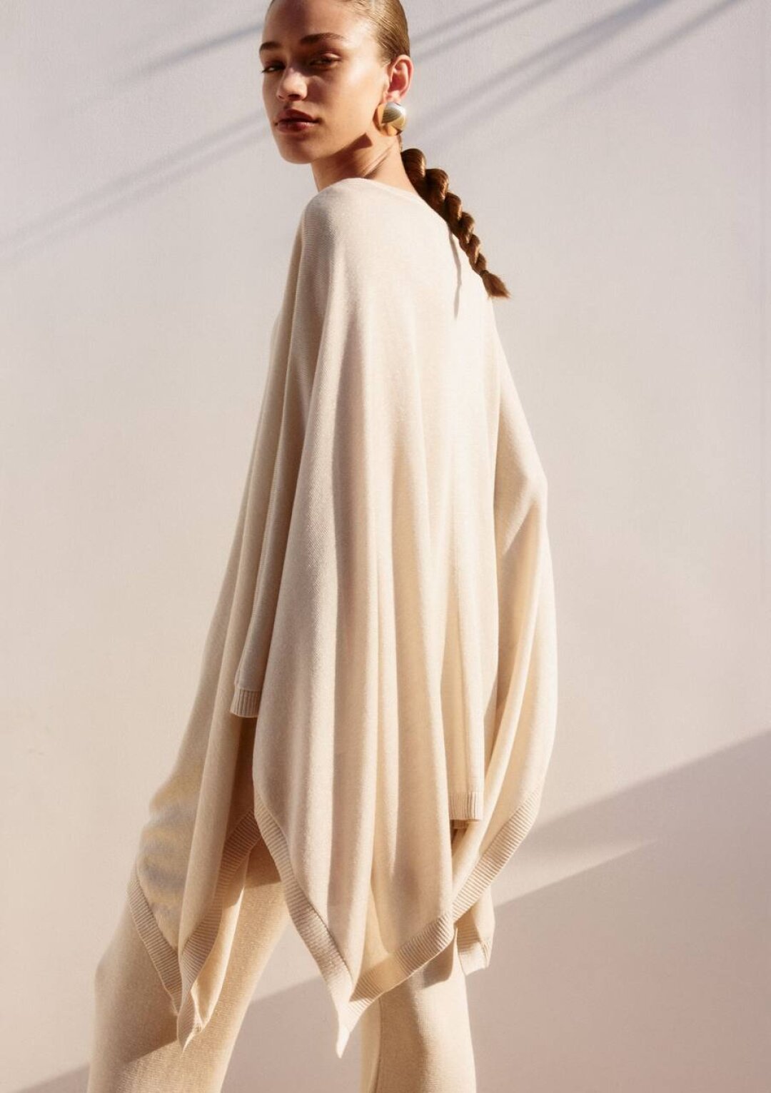 Кейп из лиоцелла и шелка, LIME