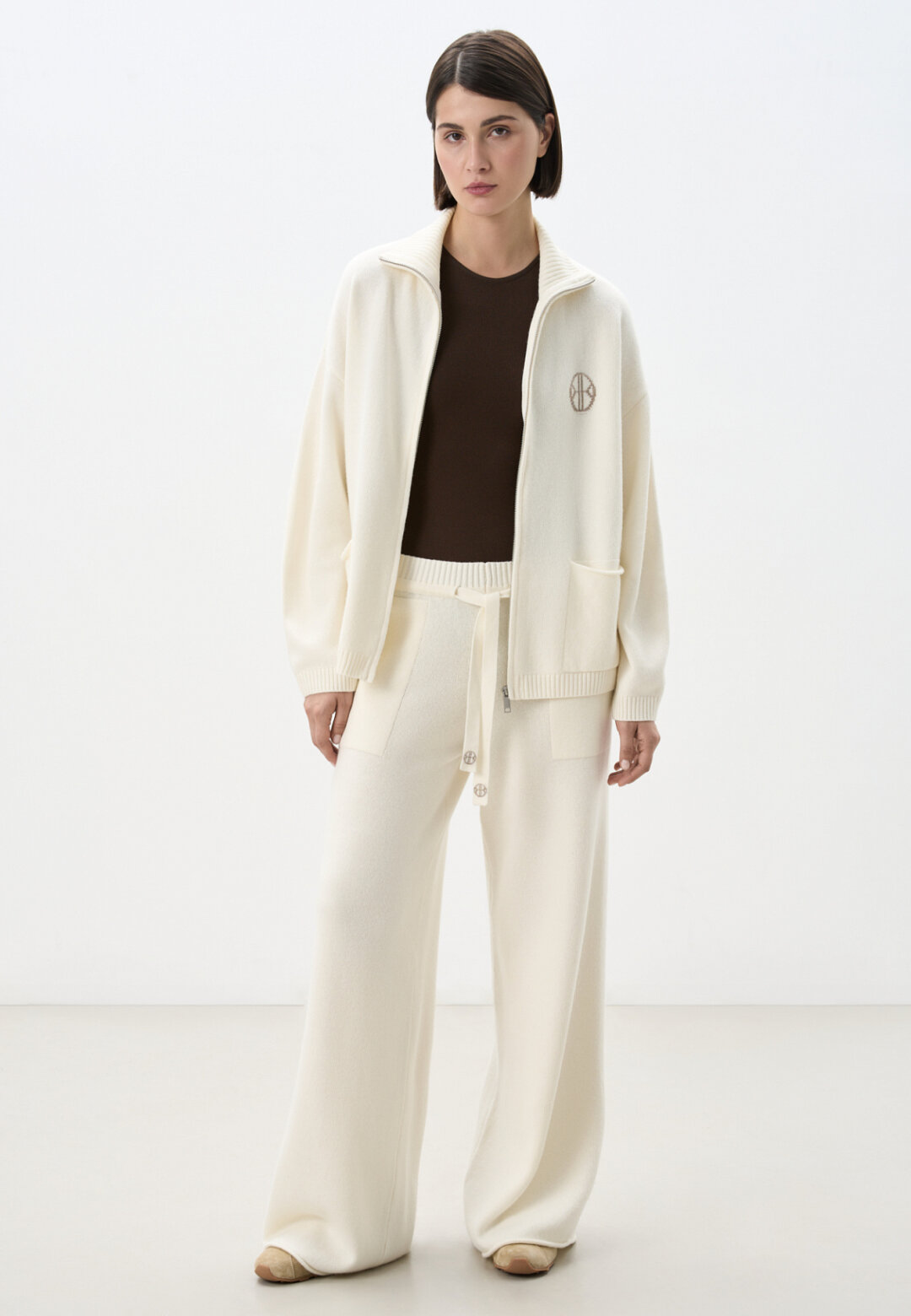 Трикотажные брюки и бомбер из кашемира и шерсти, BRUSNIKA